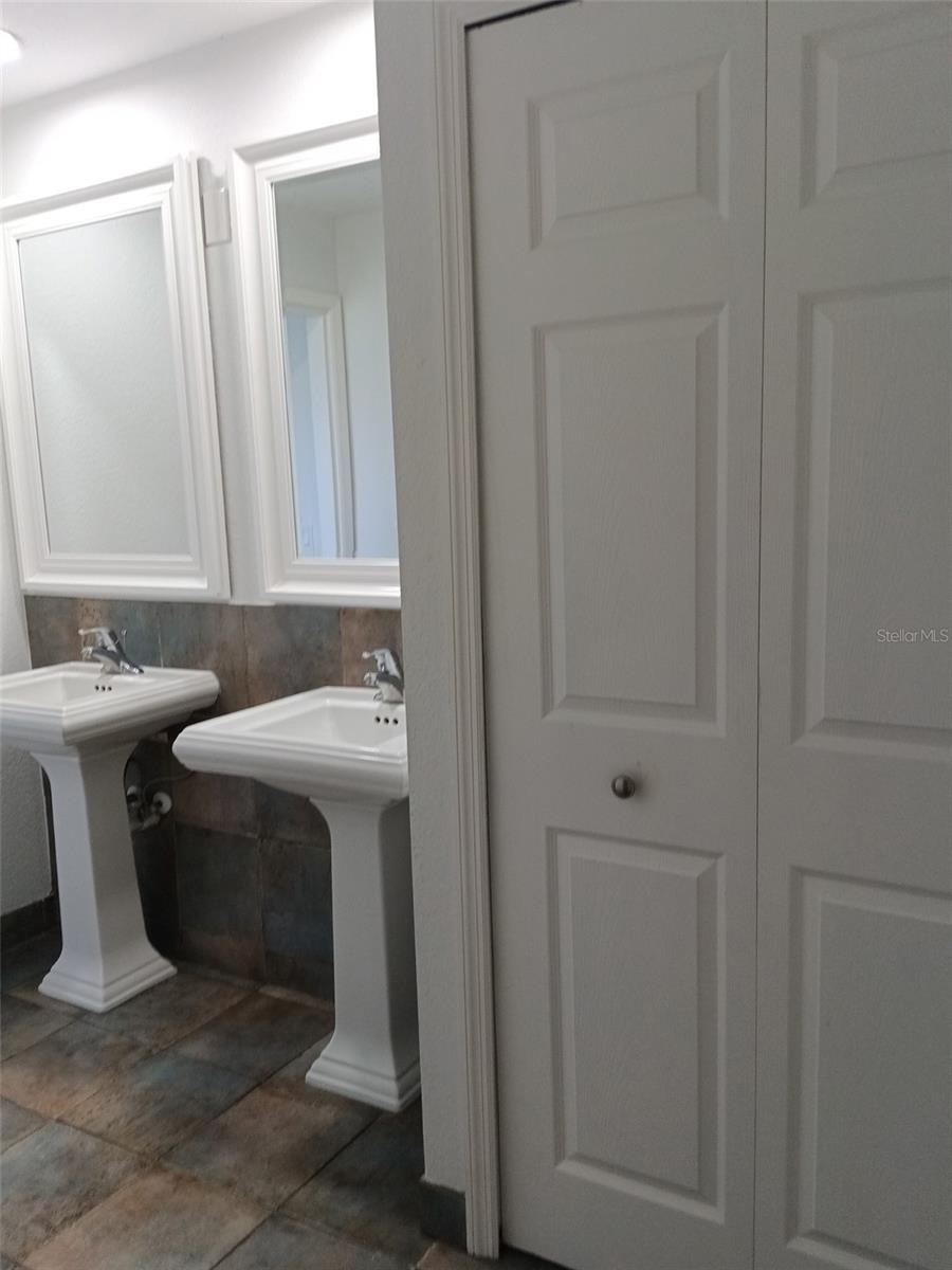 PUNTA GORDA ISLES SEC 18 - Residential
