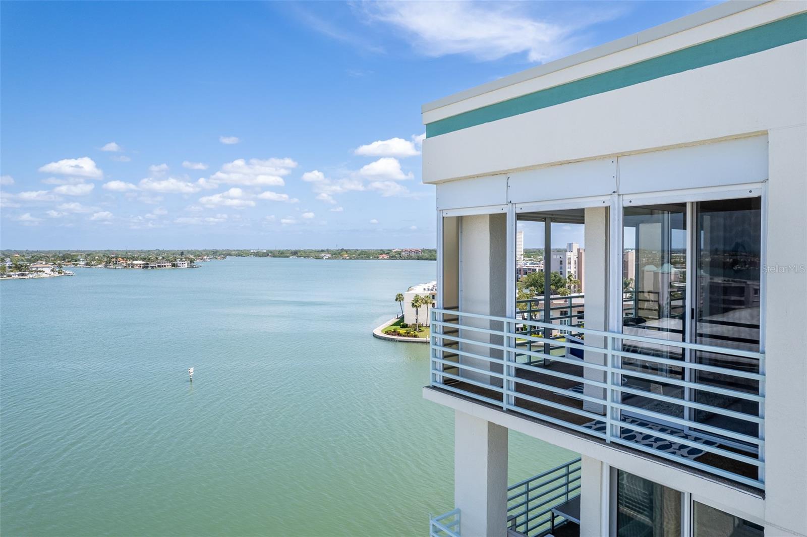 HARBOURSIDE CONDO - Residential
