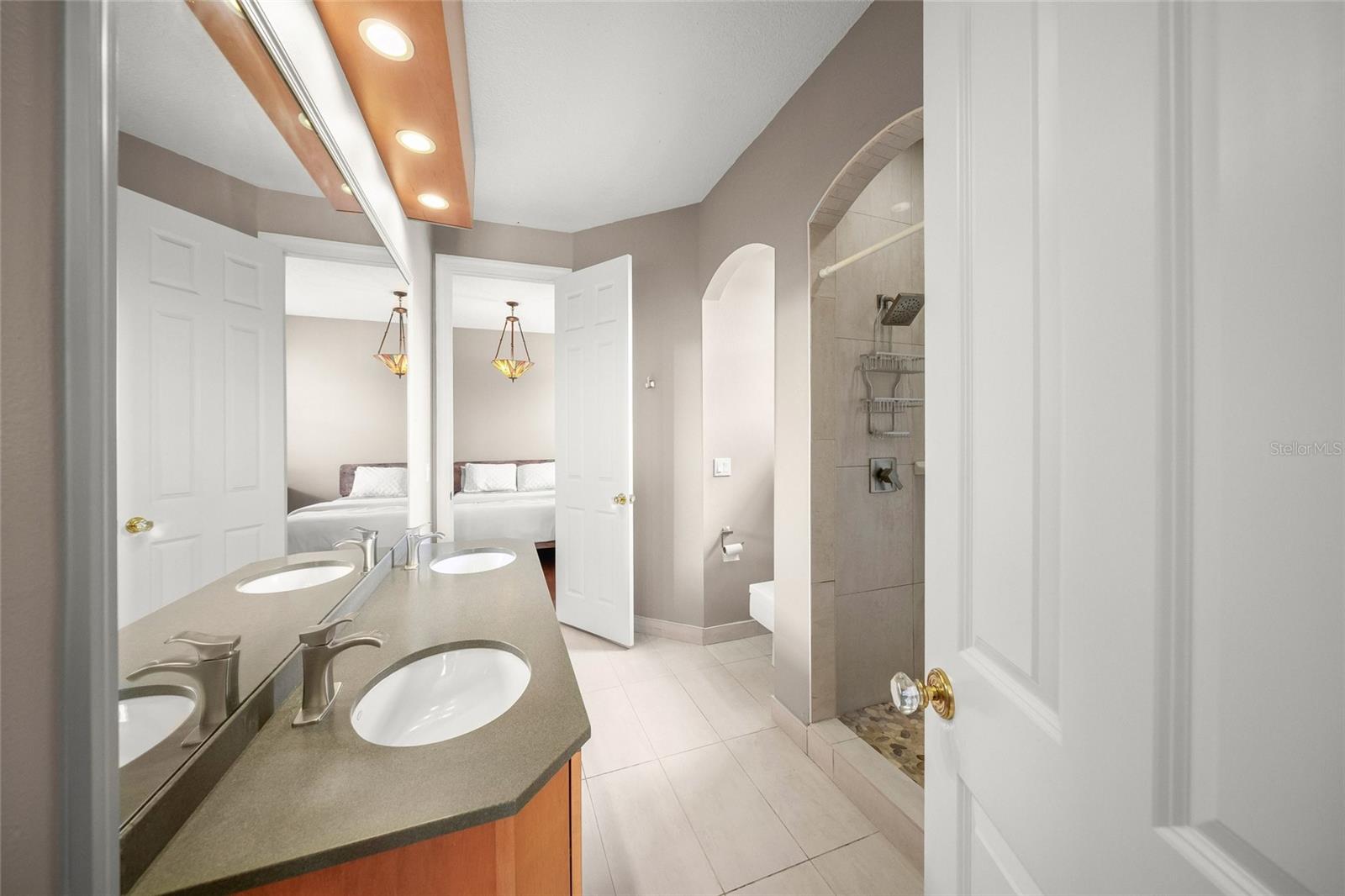 MANGO PARK NORTHWEST - Residential