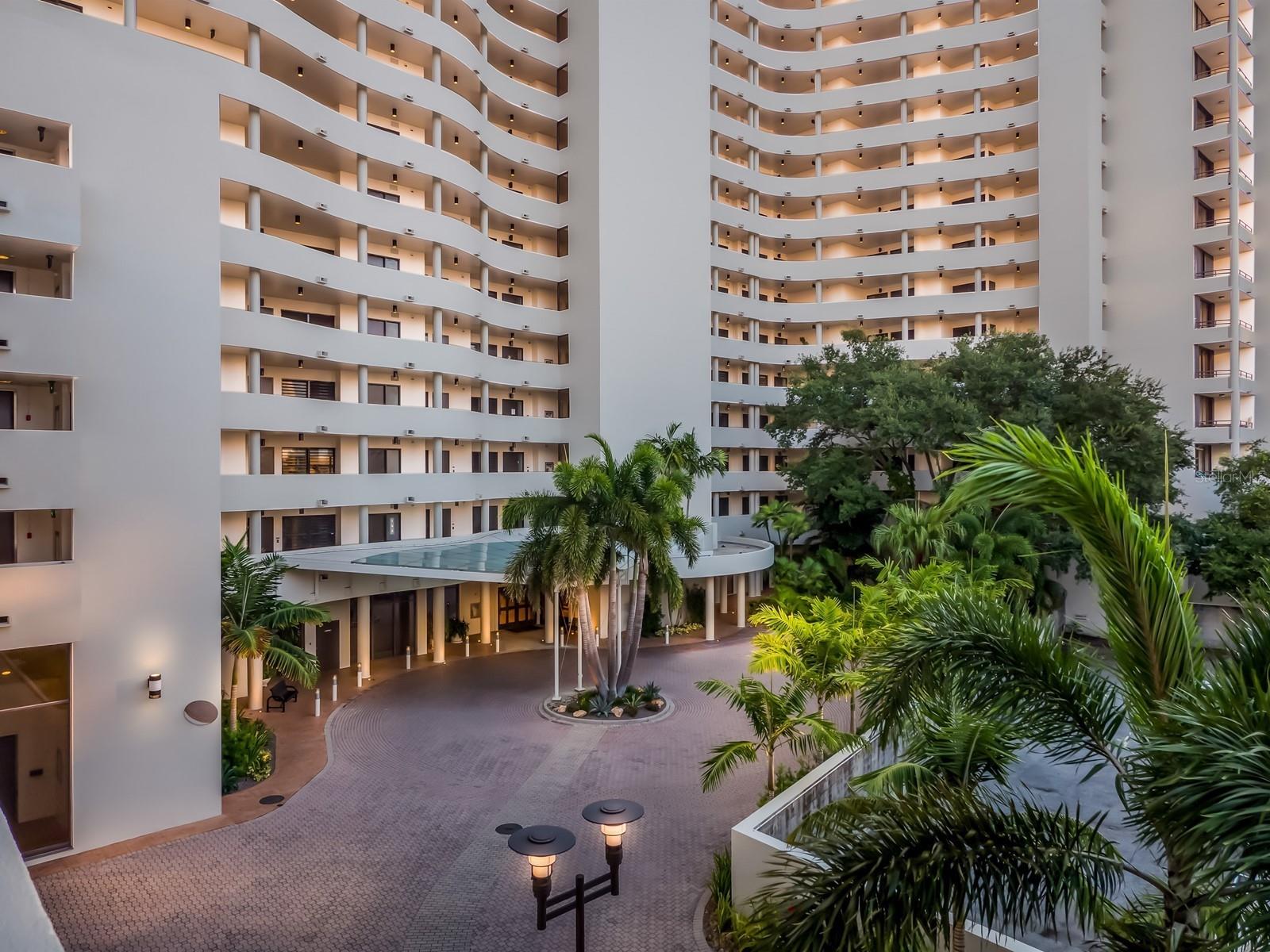 BAY PLAZA - Residential