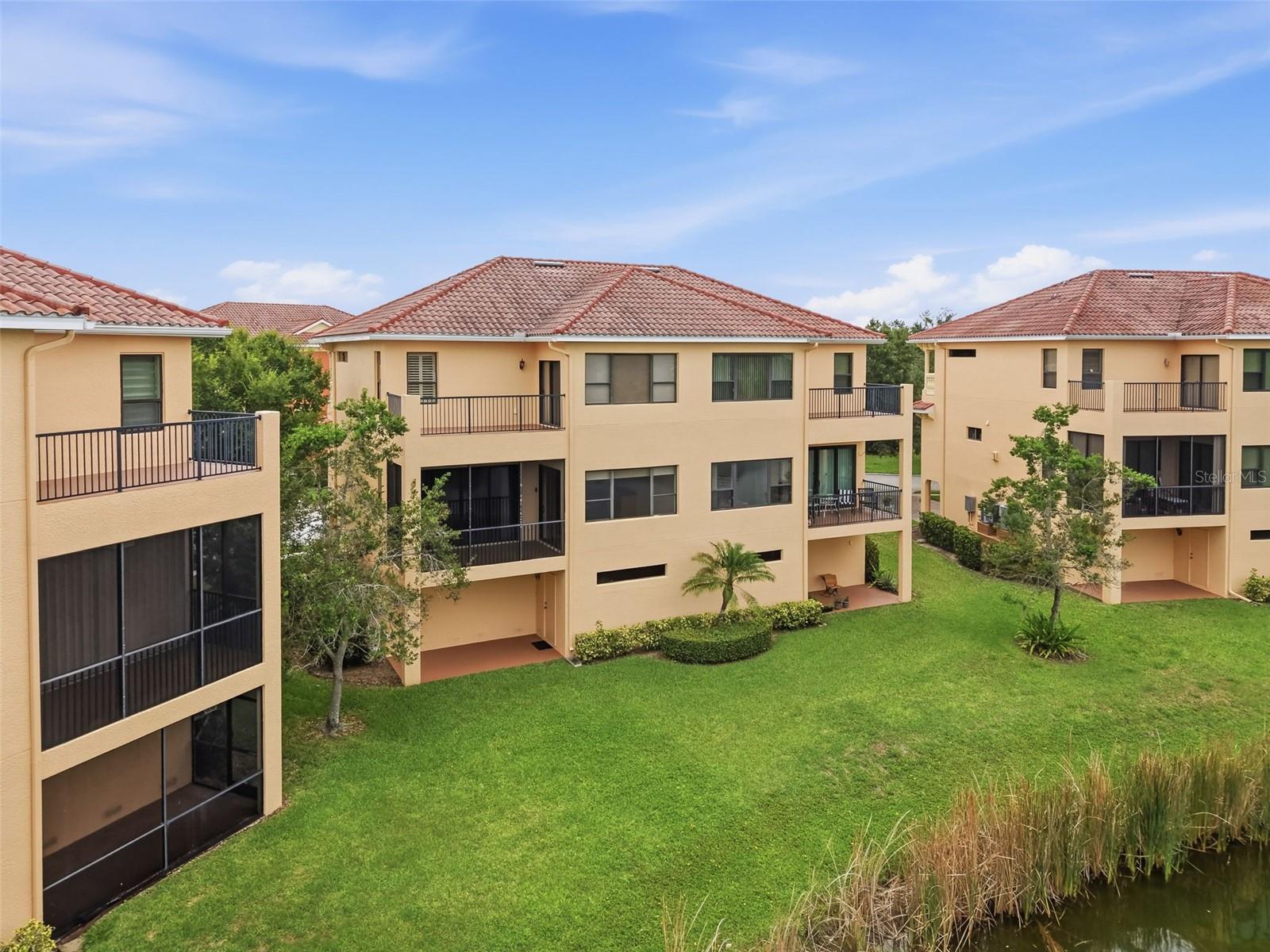 SUNSET BAY TARPON SPGS - Residential