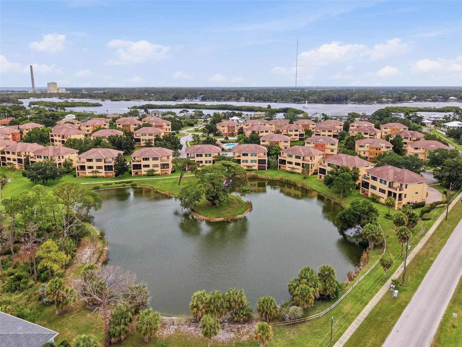 SUNSET BAY TARPON SPGS - Residential