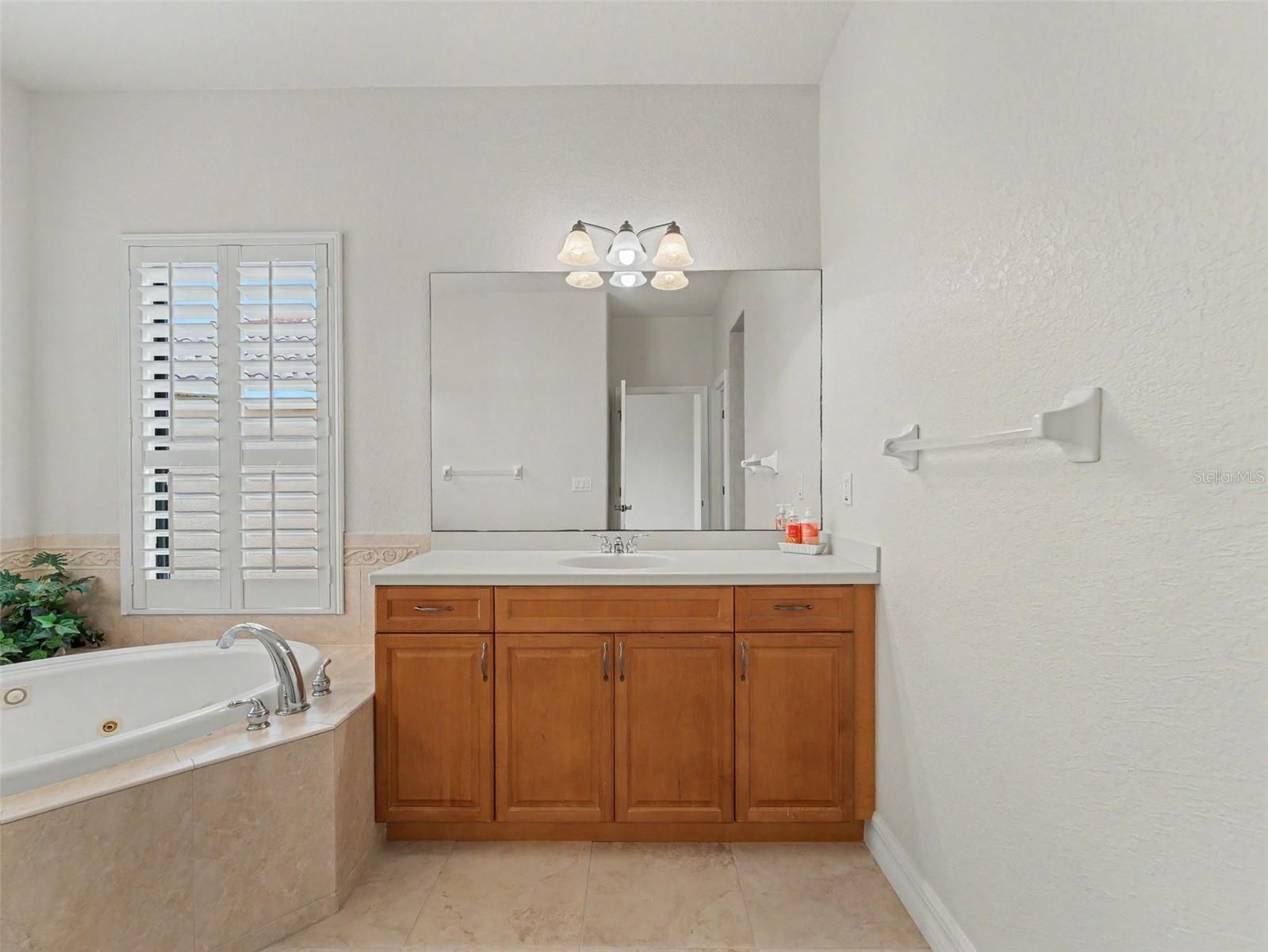 SUNSET BAY TARPON SPGS - Residential
