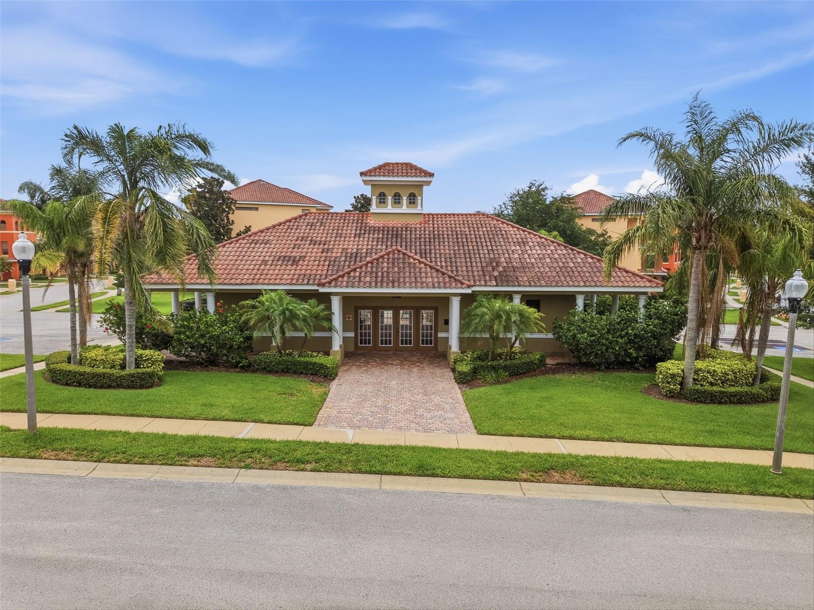 SUNSET BAY TARPON SPGS - Residential