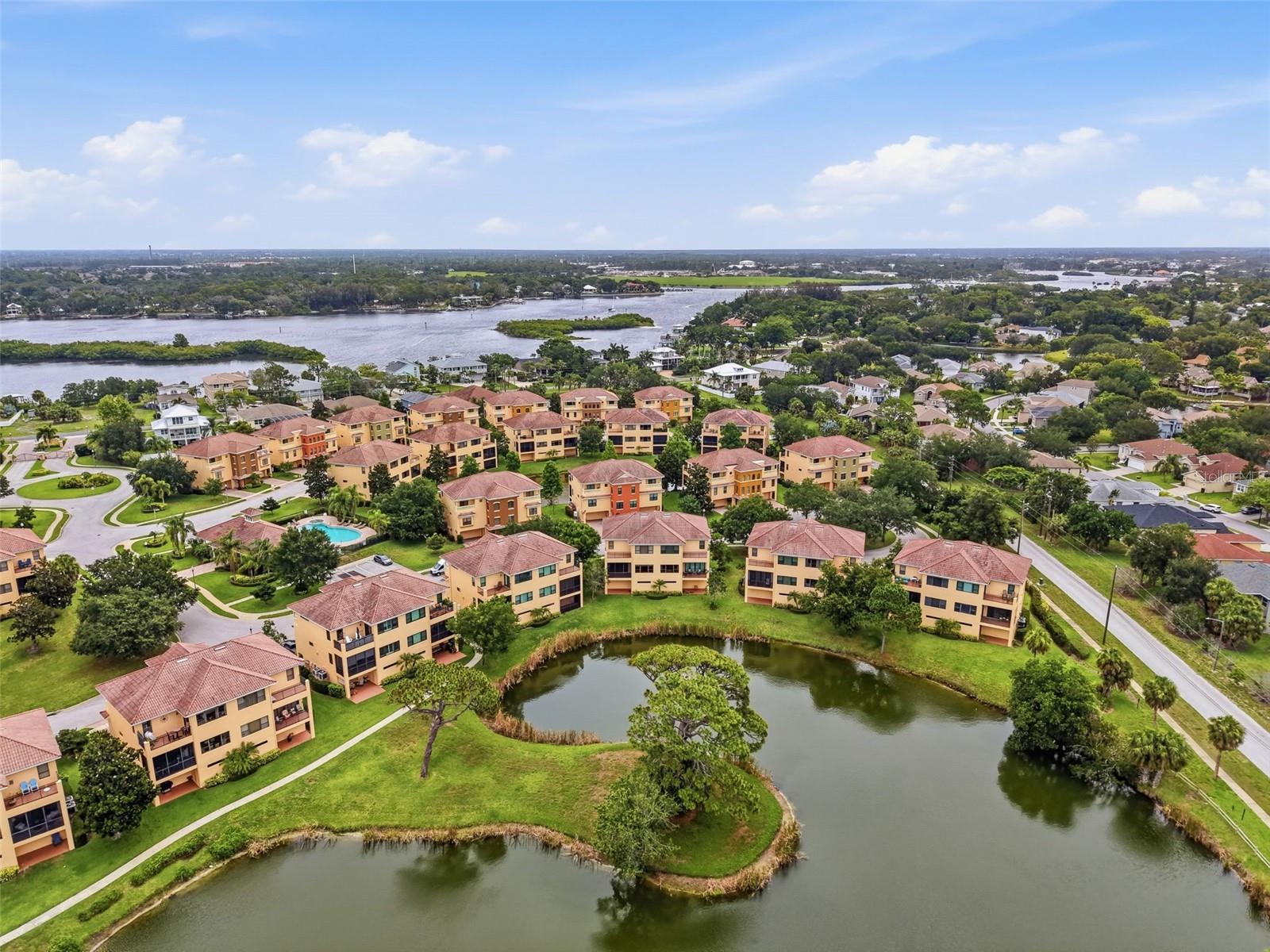 SUNSET BAY TARPON SPGS - Residential
