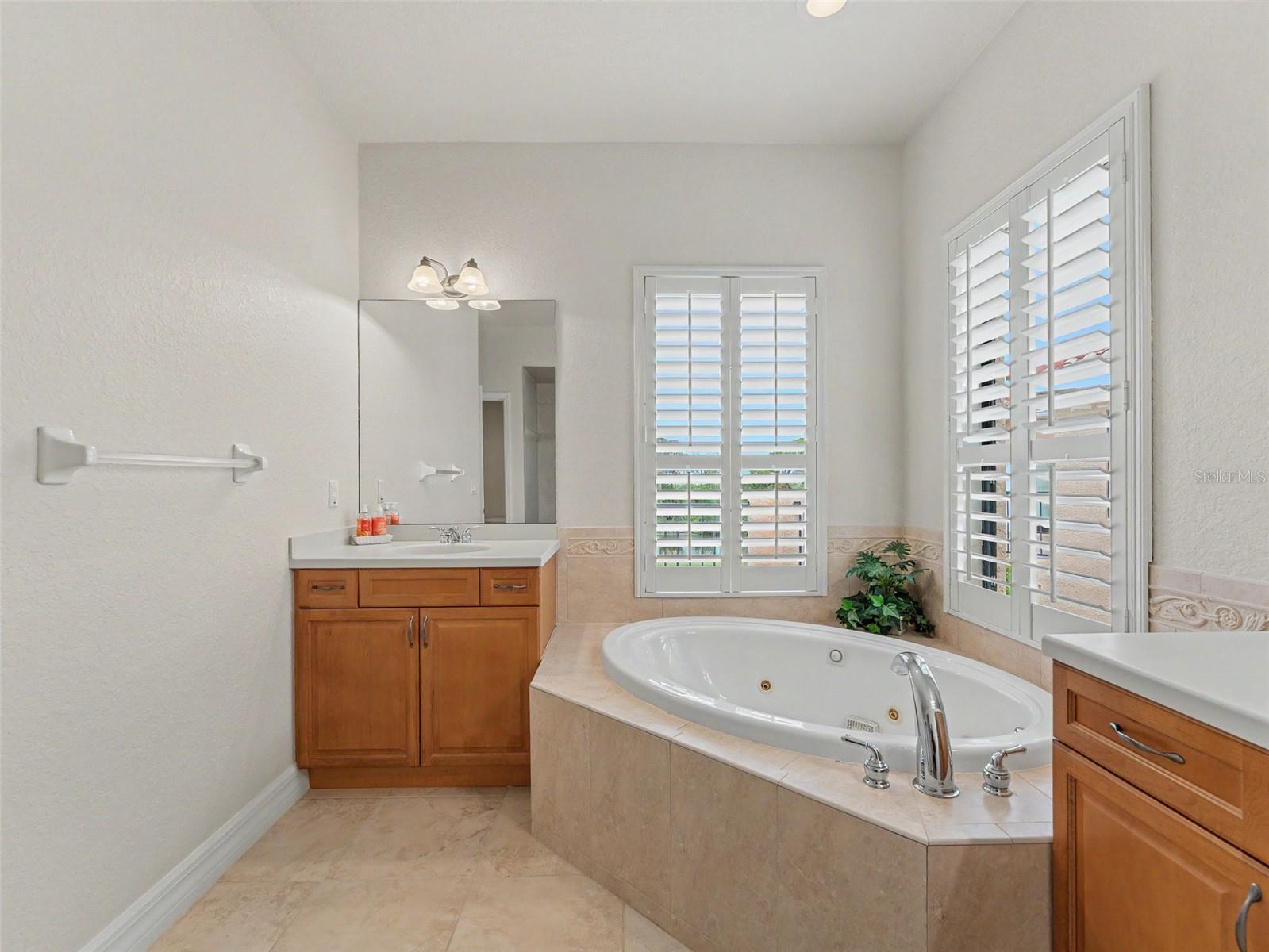 SUNSET BAY TARPON SPGS - Residential