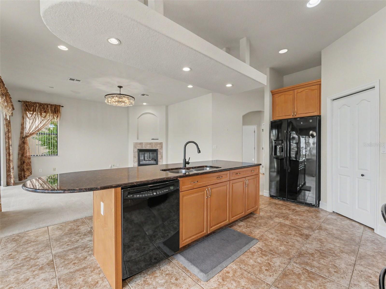 SUNSET BAY TARPON SPGS - Residential