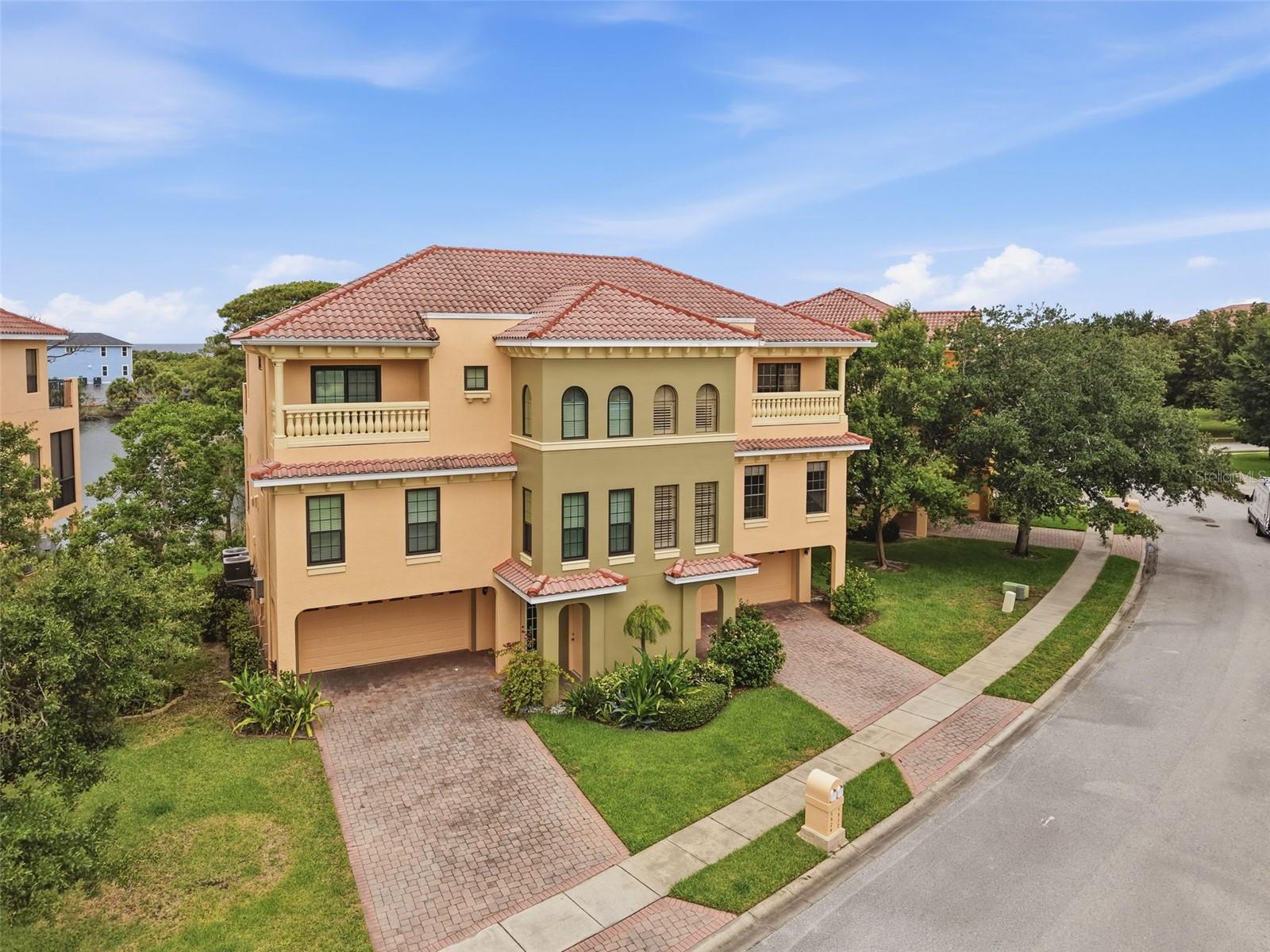SUNSET BAY TARPON SPGS - Residential