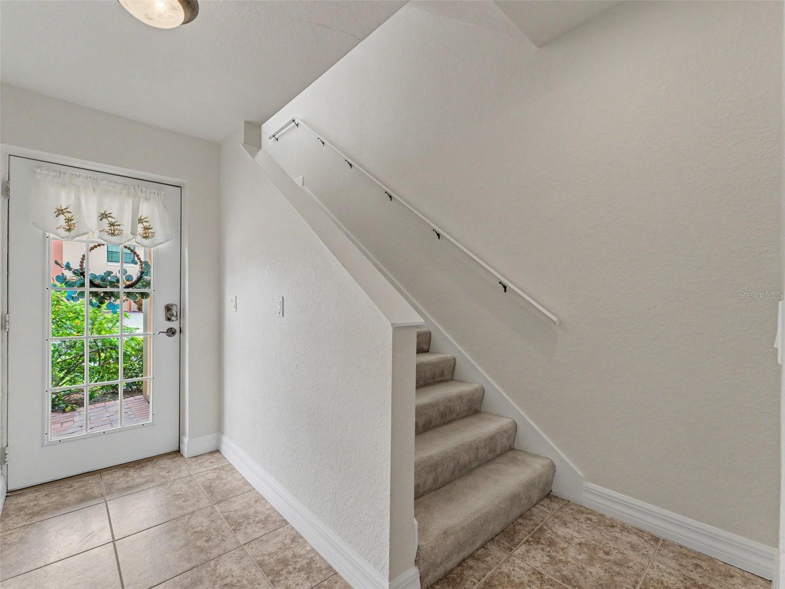 SUNSET BAY TARPON SPGS - Residential