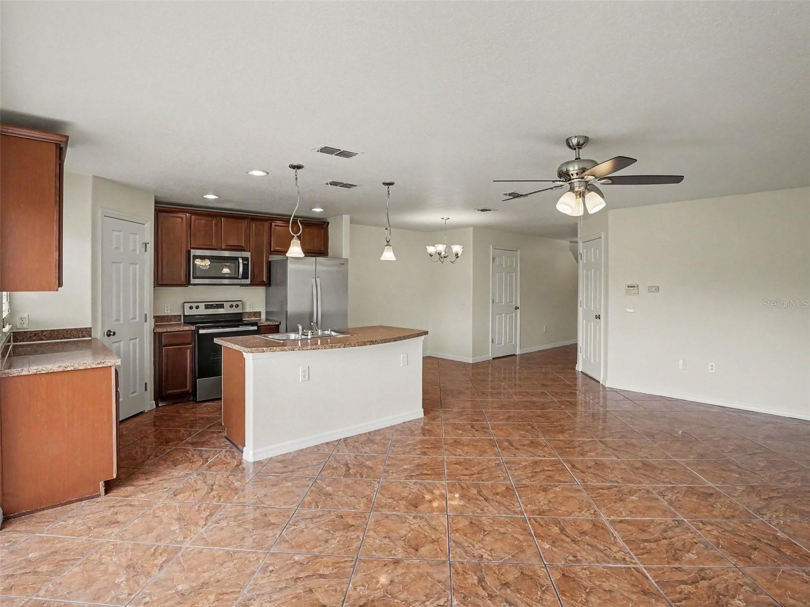 OAK RIDGE - Residential