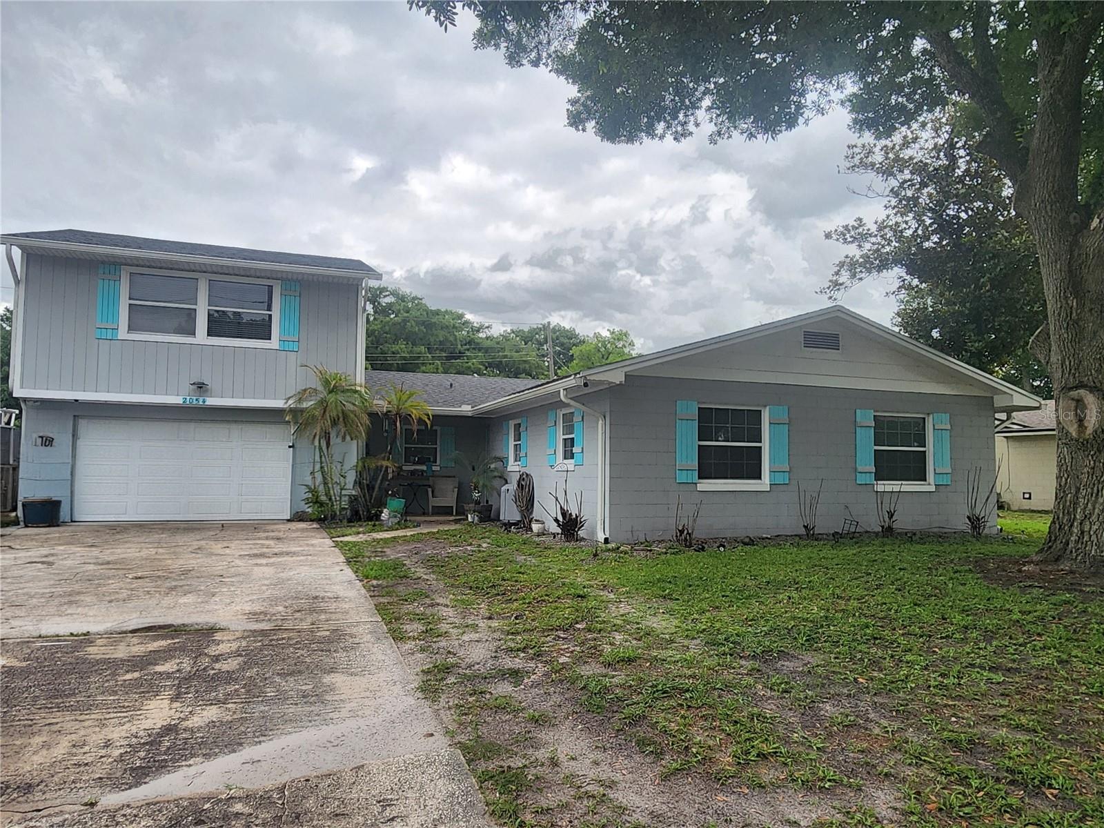 Check out this private pool home in lovely Winter Park. Offers 4 bedrooms, 3 baths and a 2 car garage. Huge kitchen overlooking family room. Inside laundry room. Fenced backyard. Zoned for Lake Howell High School.