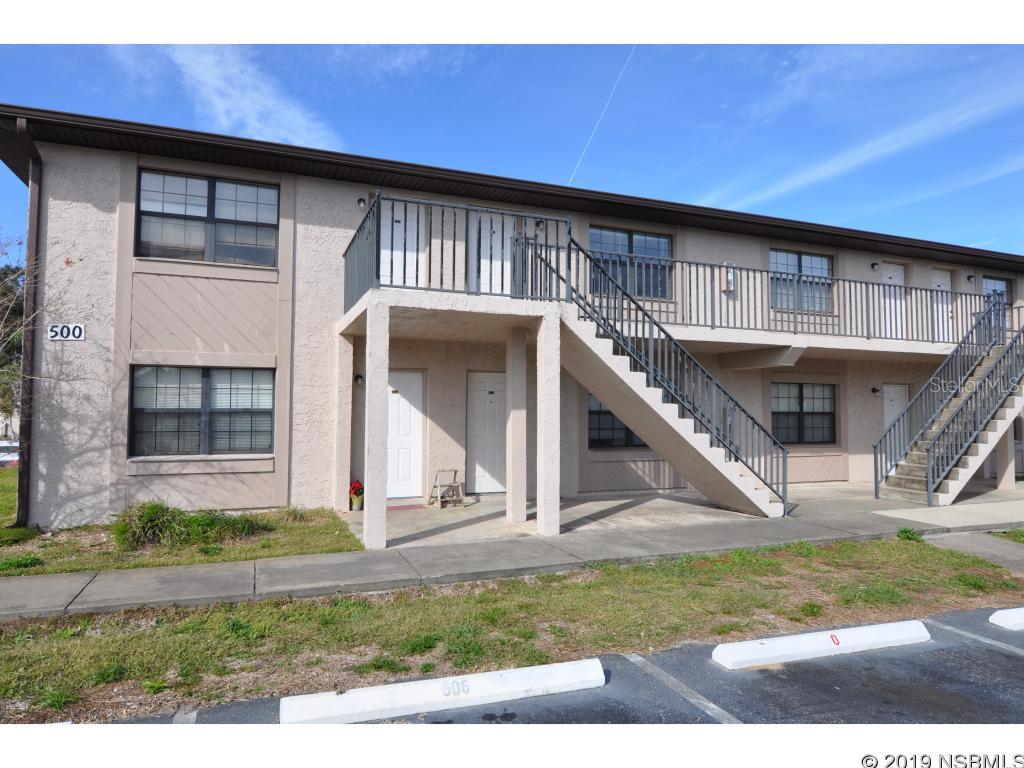 Move in Ready! New floors and fresh paint! Light and bright, 1 bedroom, 1 bathroom condominium located in the heart of Daytona Beach. Open floor plan with wood-look flooring throughout. Large bedroom with walk-in closet. Stacked washer/dryer in unit is included. Great opportunity for investment and close location to Embry Riddle and Daytona State College. Close to the World's Most Famous Beach and boardwalk, Daytona Beach International Airport, Daytona International Speedway and the new shoppes at One Daytona for shopping, restaurants, entertainment and more. All information recorded in the MLS is intended to be accurate but cannot be guaranteed. ;Water: City