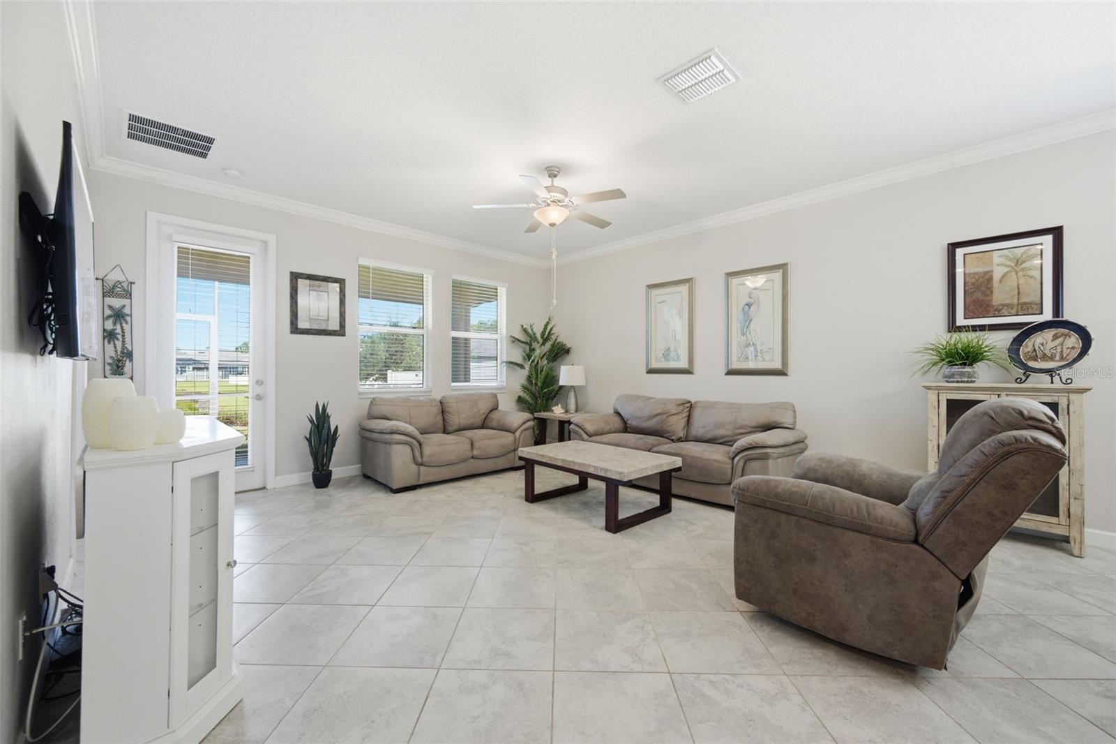 CONNERTON VILLAGE 2 PH 1B PRCL 218 - Residential Lease