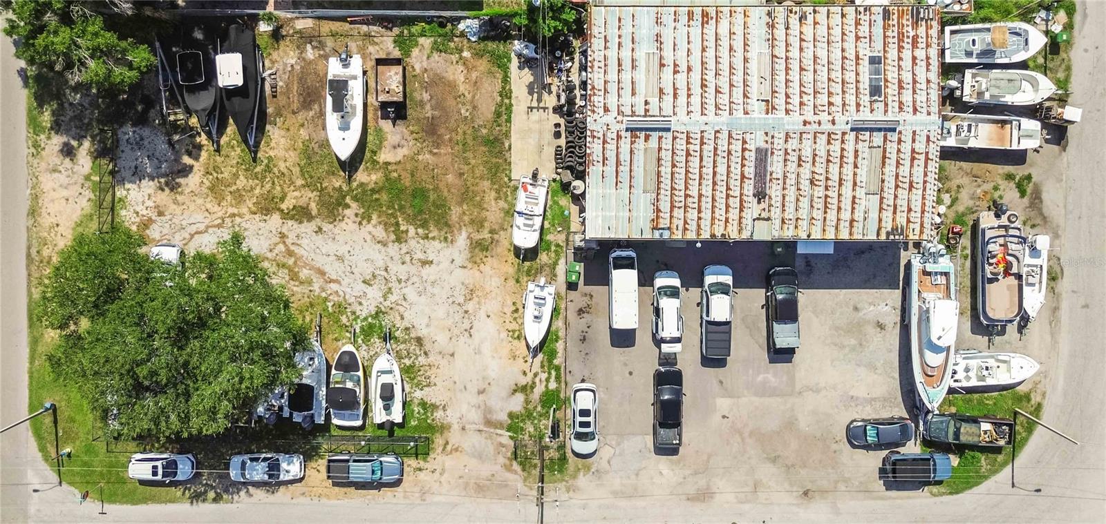 MONTEREY - Commercial Sale