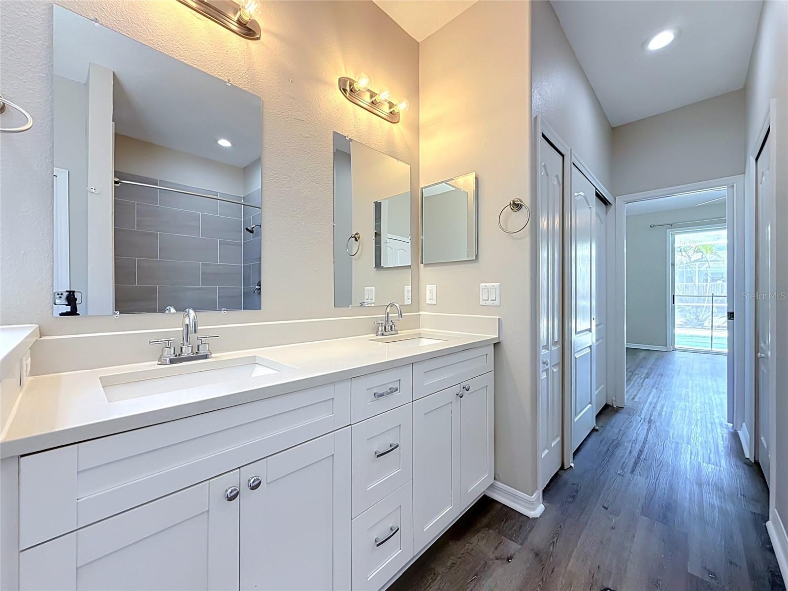 GRASSY POINTE - PH 1 - Residential