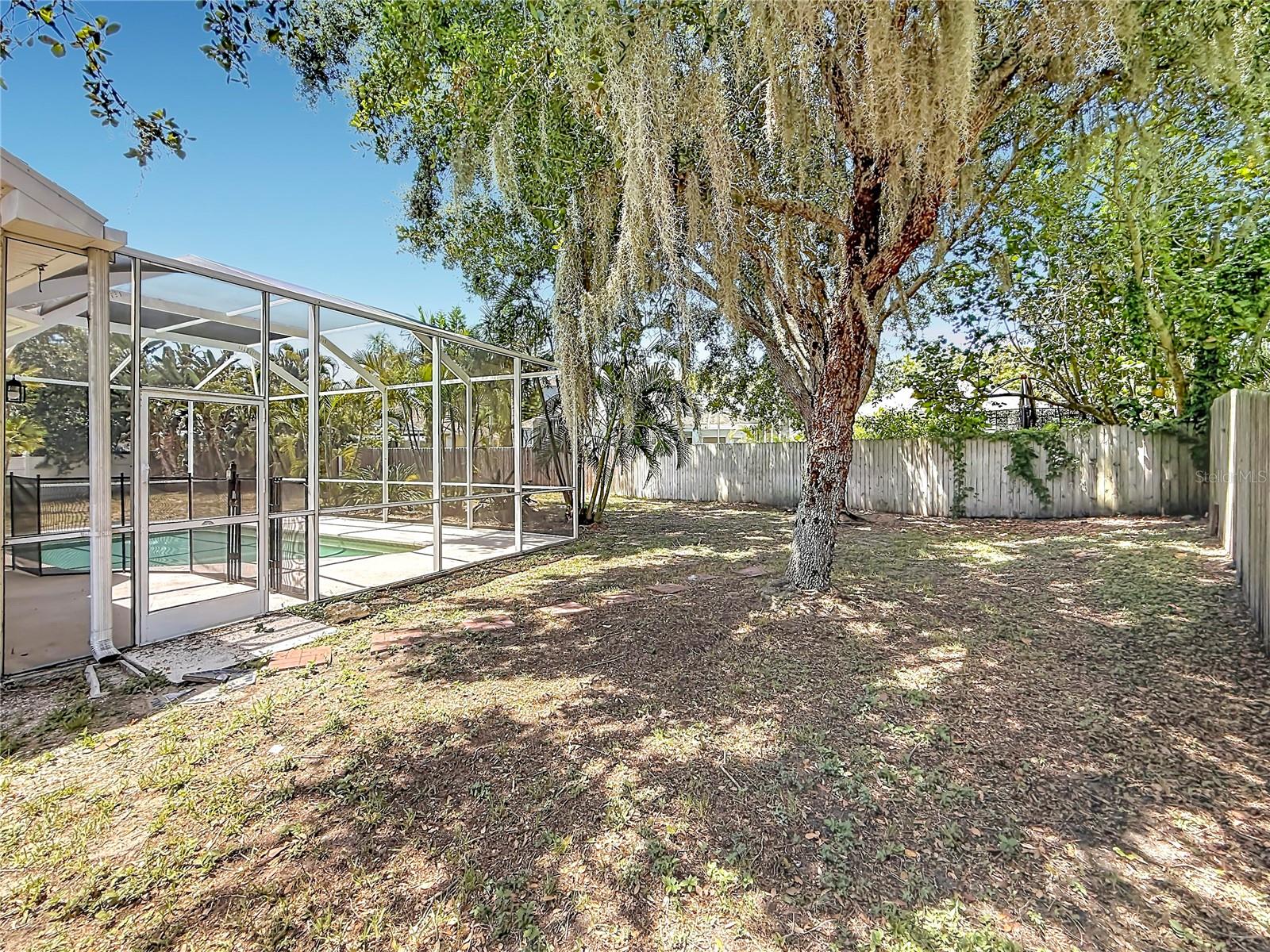 GRASSY POINTE - PH 1 - Residential