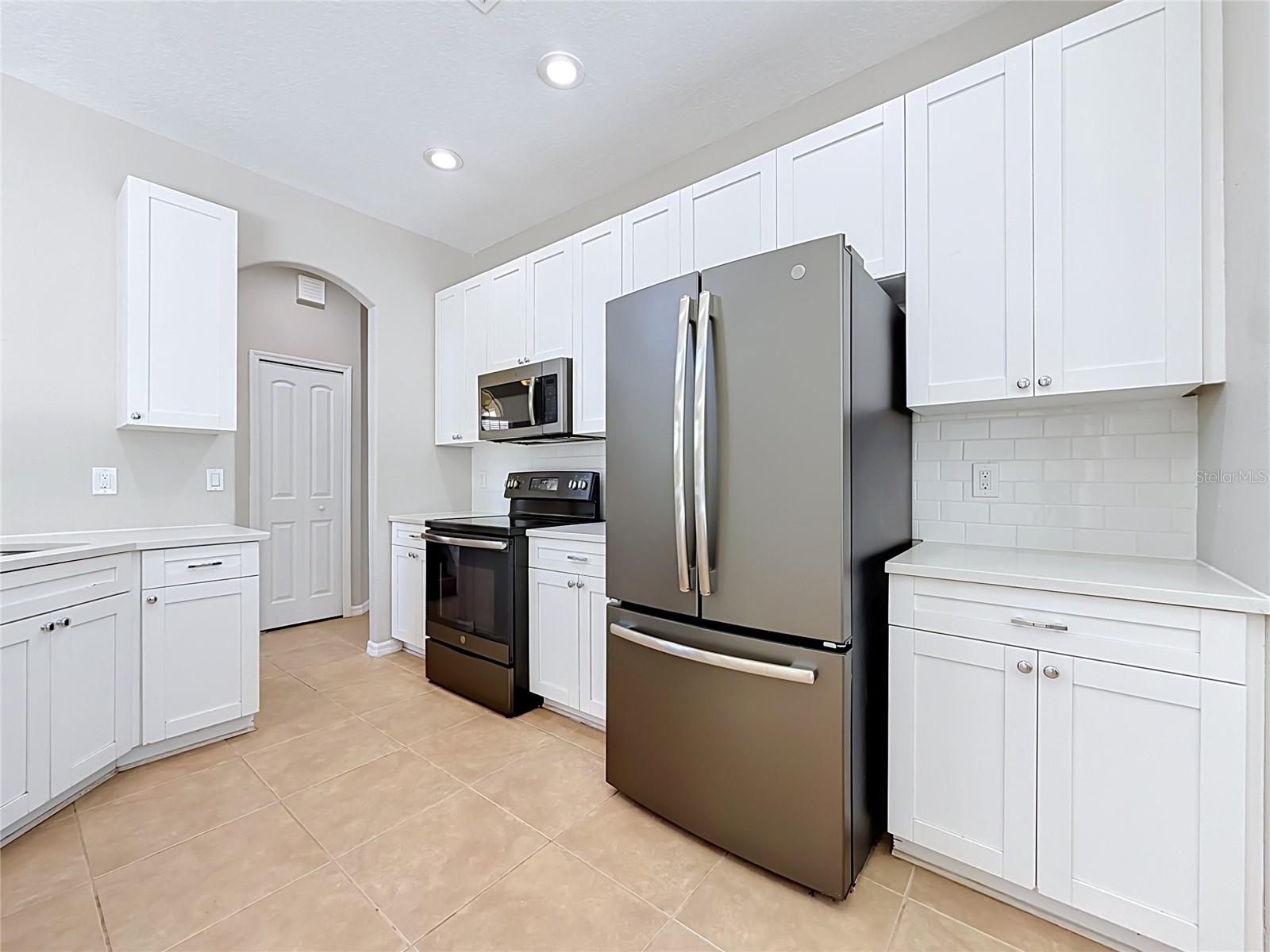 GRASSY POINTE - PH 1 - Residential
