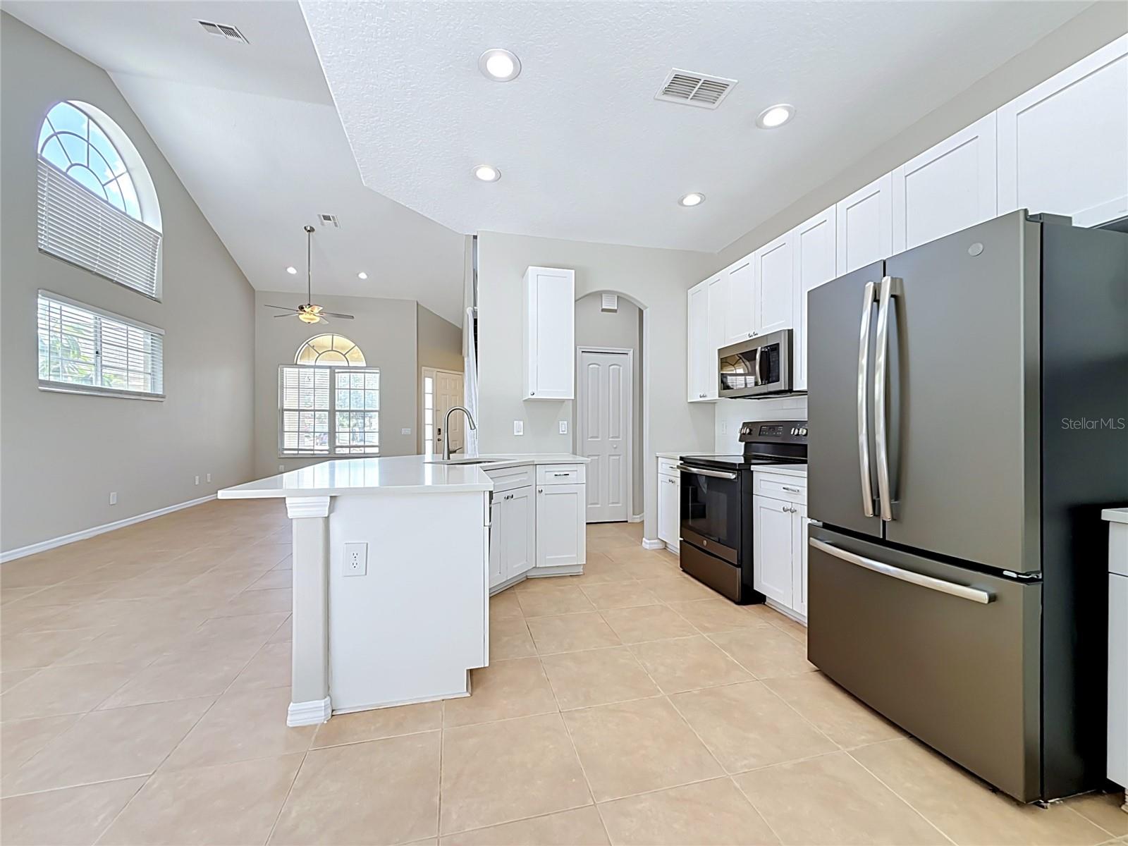 GRASSY POINTE - PH 1 - Residential