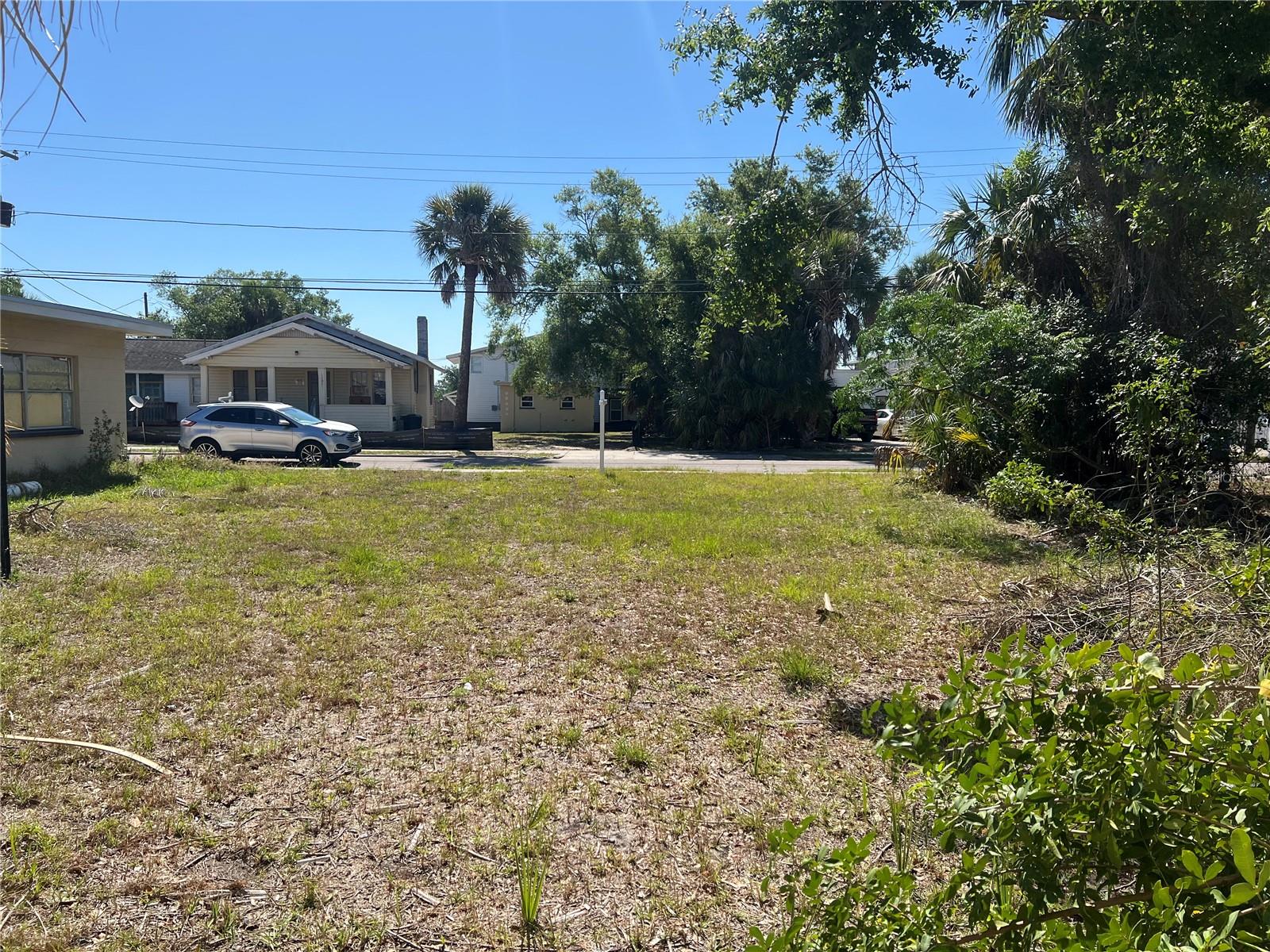 PALM BLUFF 1ST ADD - Land