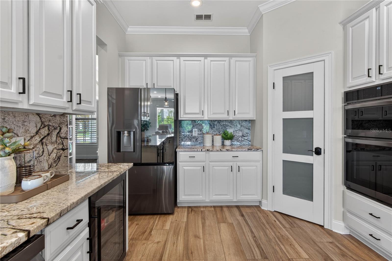 KEENES POINTE - Residential Lease
