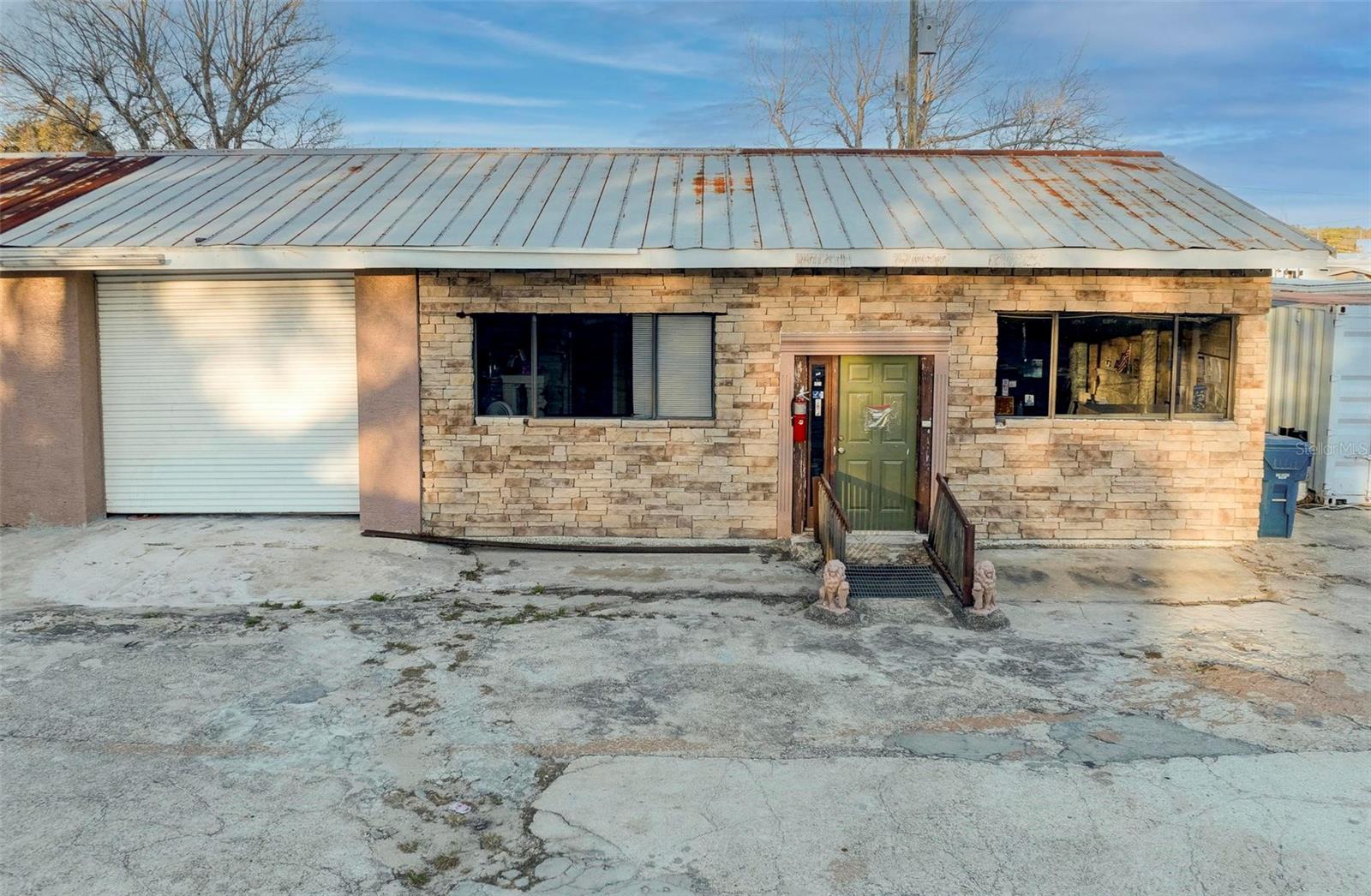 MIKE SUGAR ESTATES - Commercial Sale