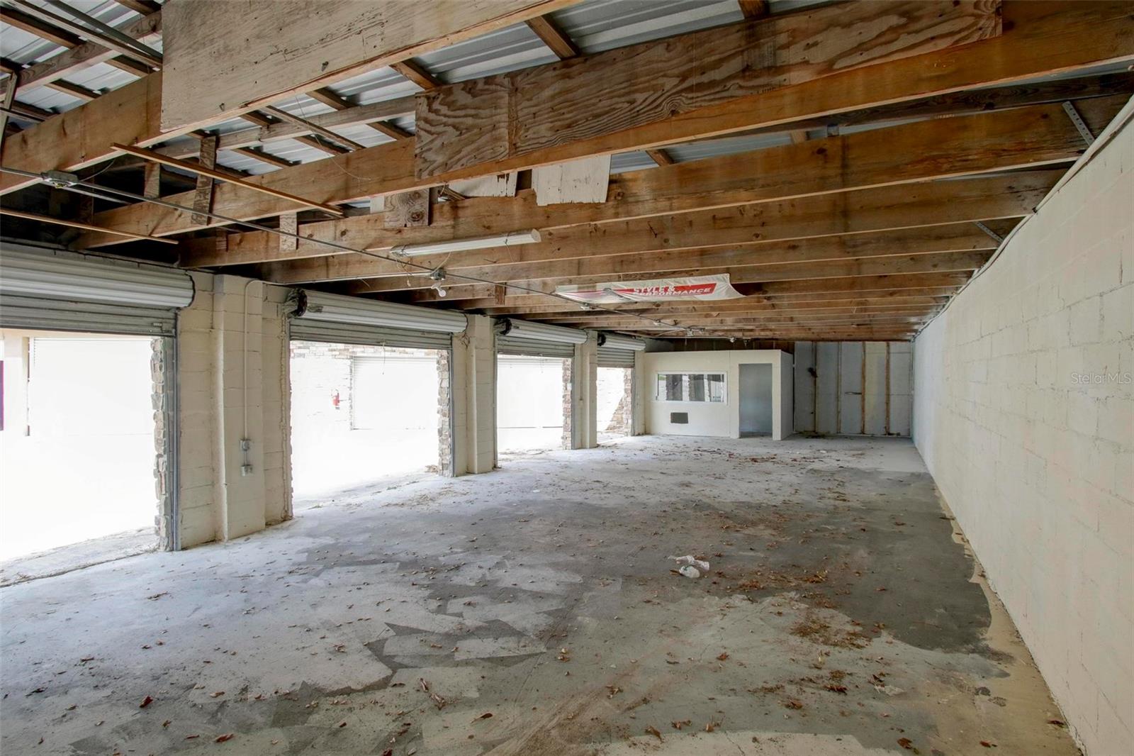MIKE SUGAR ESTATES - Commercial Sale