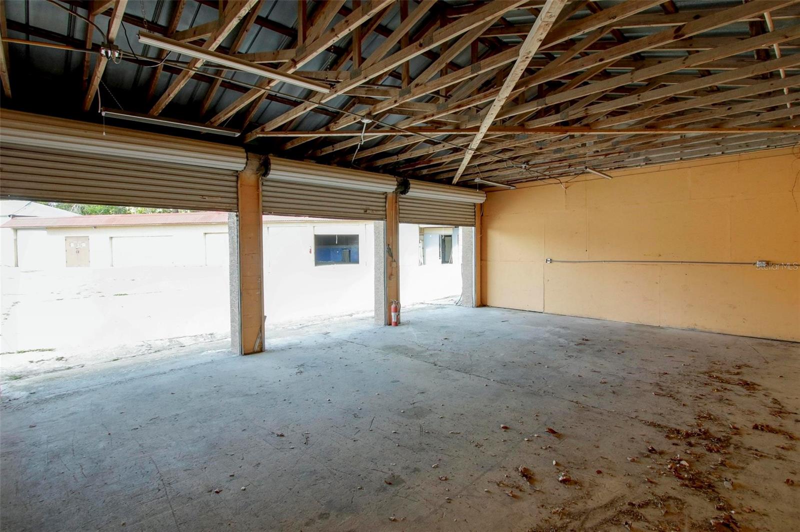 MIKE SUGAR ESTATES - Commercial Sale