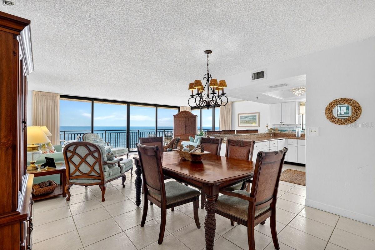 MOONTIDE CONDO - Residential