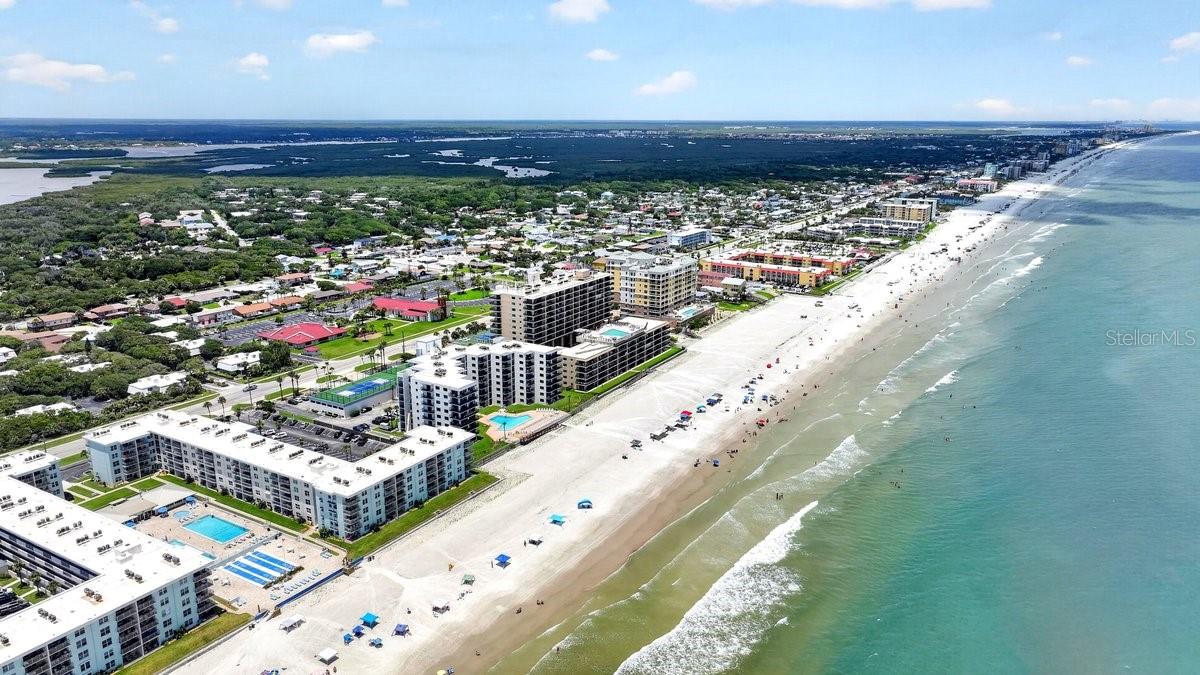 MOONTIDE CONDO - Residential