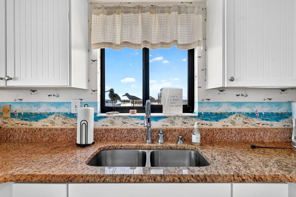 MOONTIDE CONDO - Residential