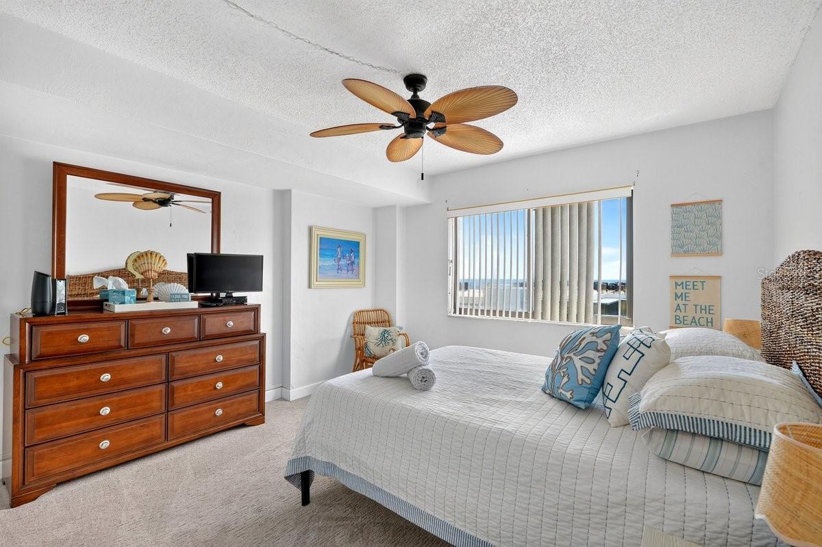 MOONTIDE CONDO - Residential