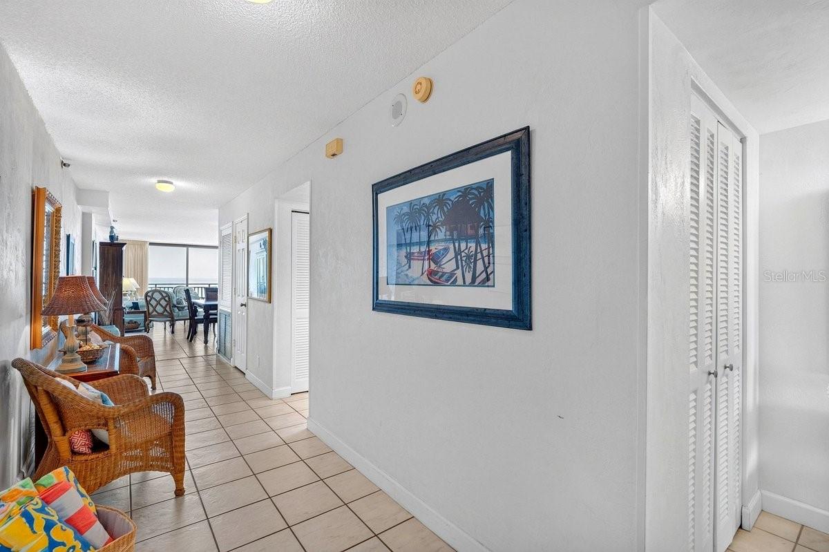 MOONTIDE CONDO - Residential