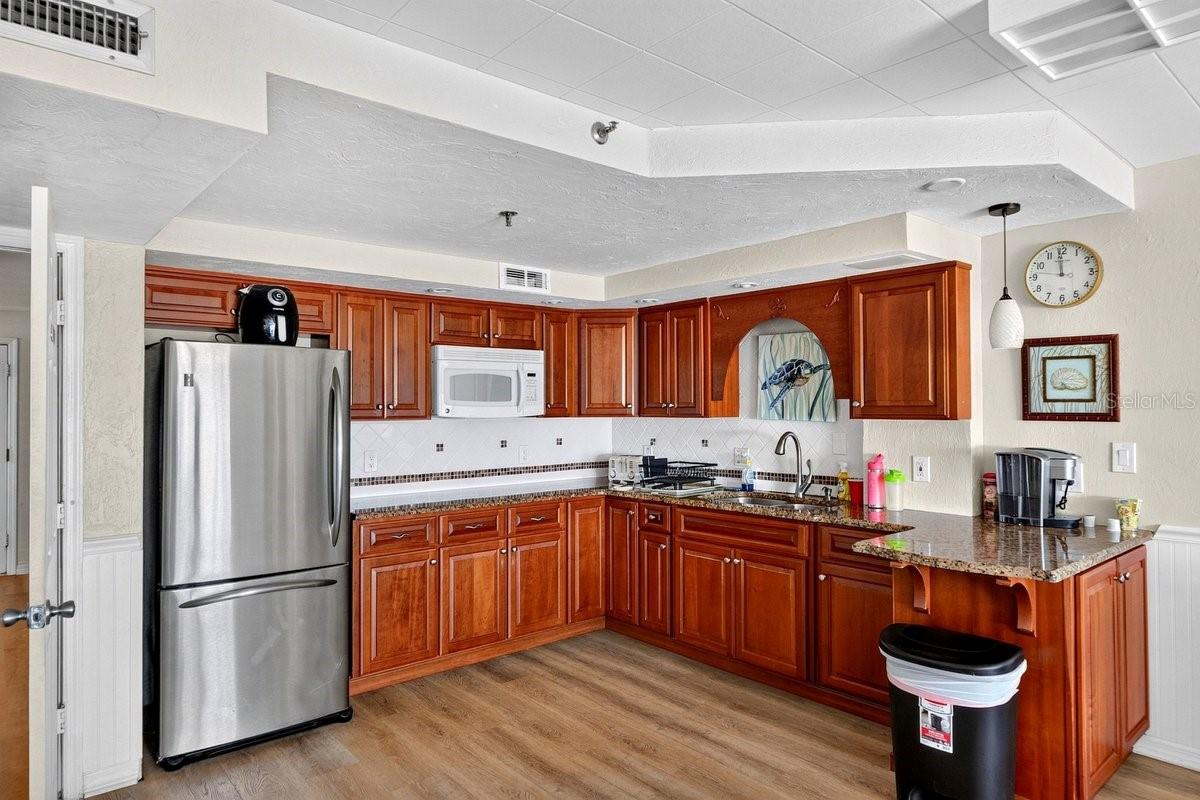 MOONTIDE CONDO - Residential