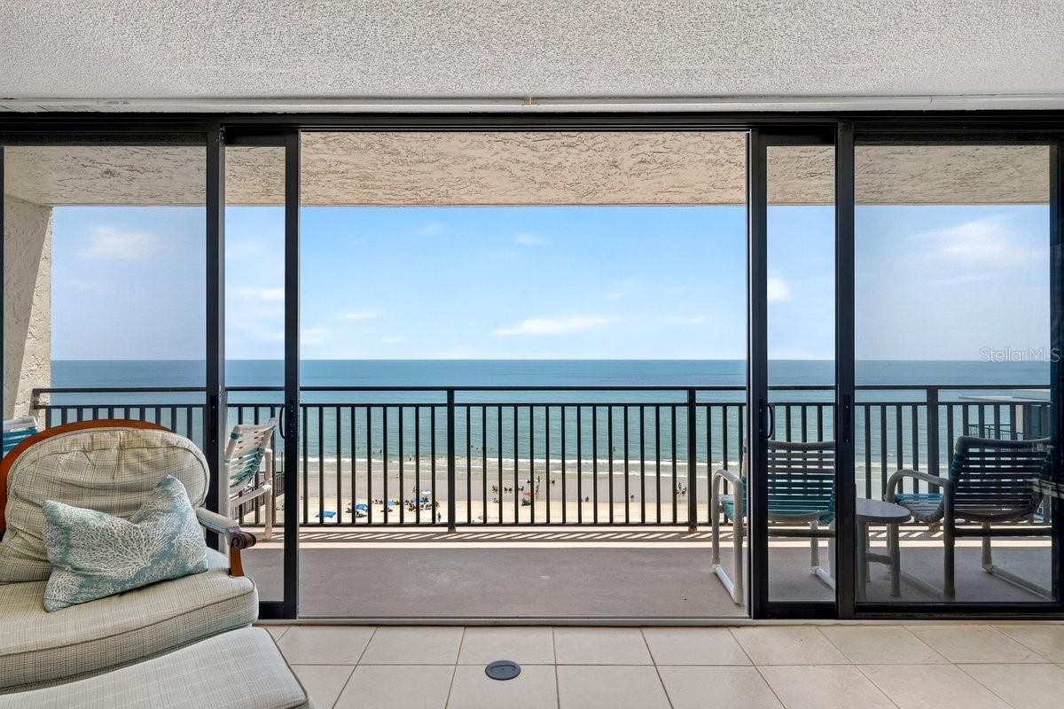 MOONTIDE CONDO - Residential
