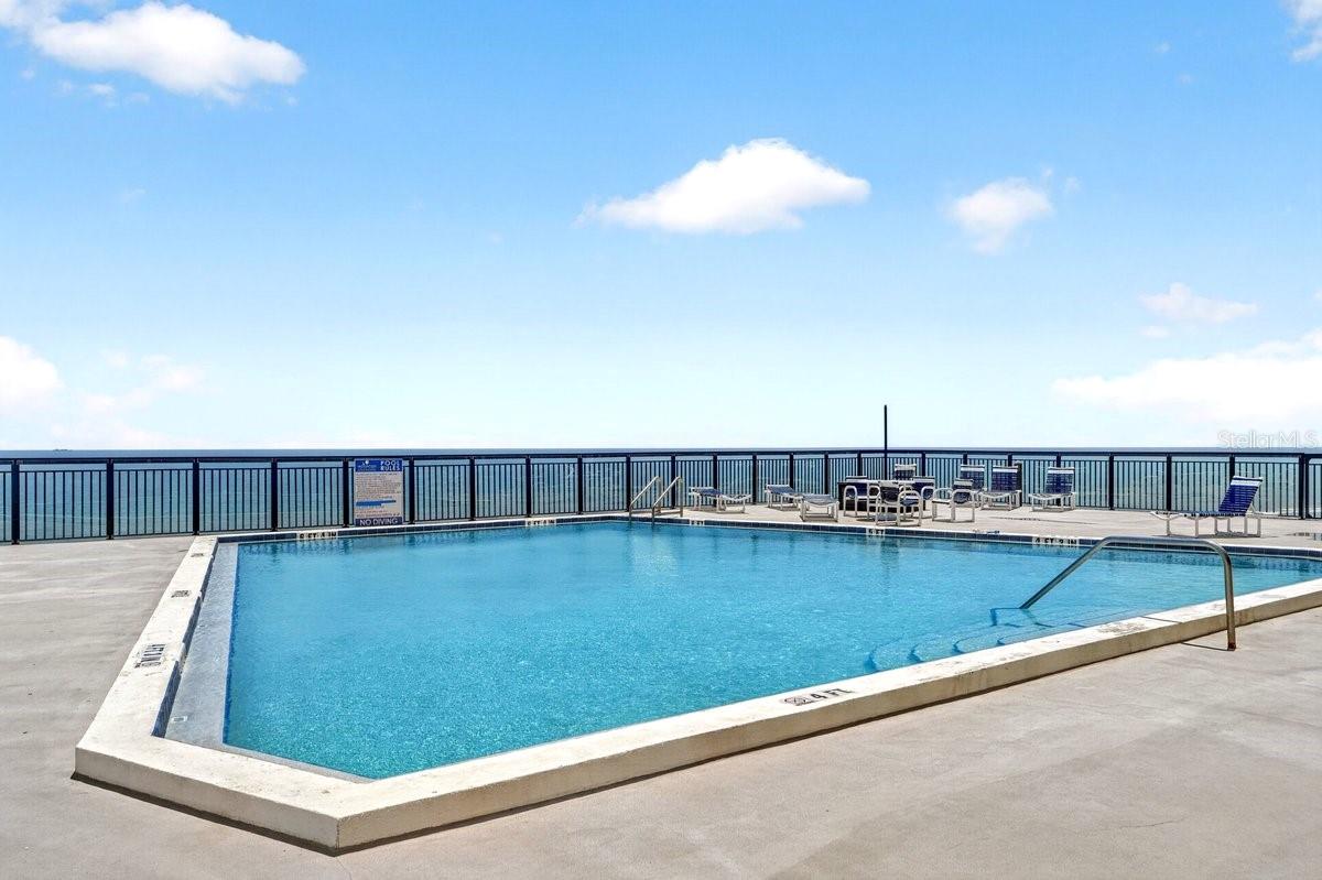 MOONTIDE CONDO - Residential