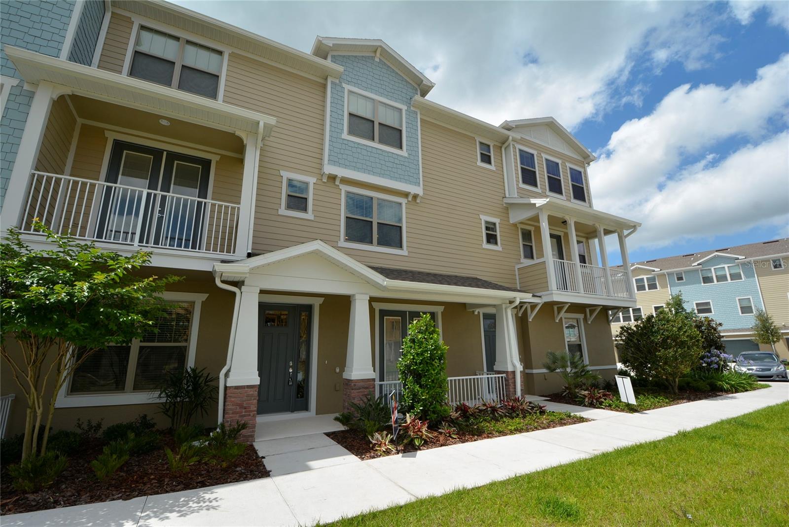 OVIEDO PARK TERRACE - Residential Lease