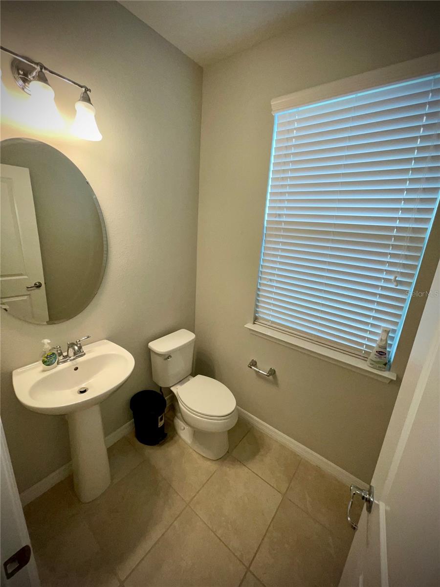 OVIEDO PARK TERRACE - Residential Lease