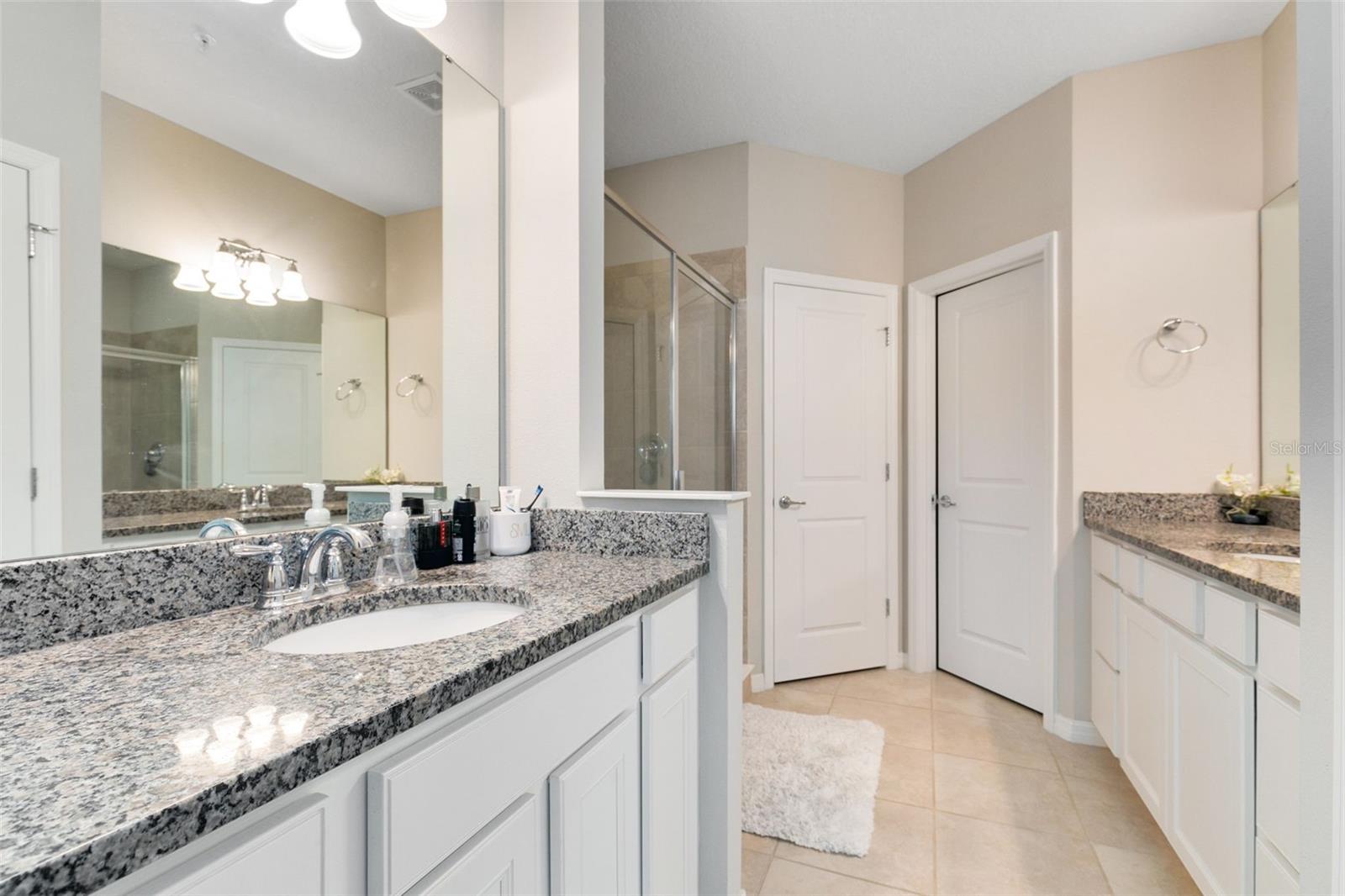 OVIEDO PARK TERRACE - Residential Lease