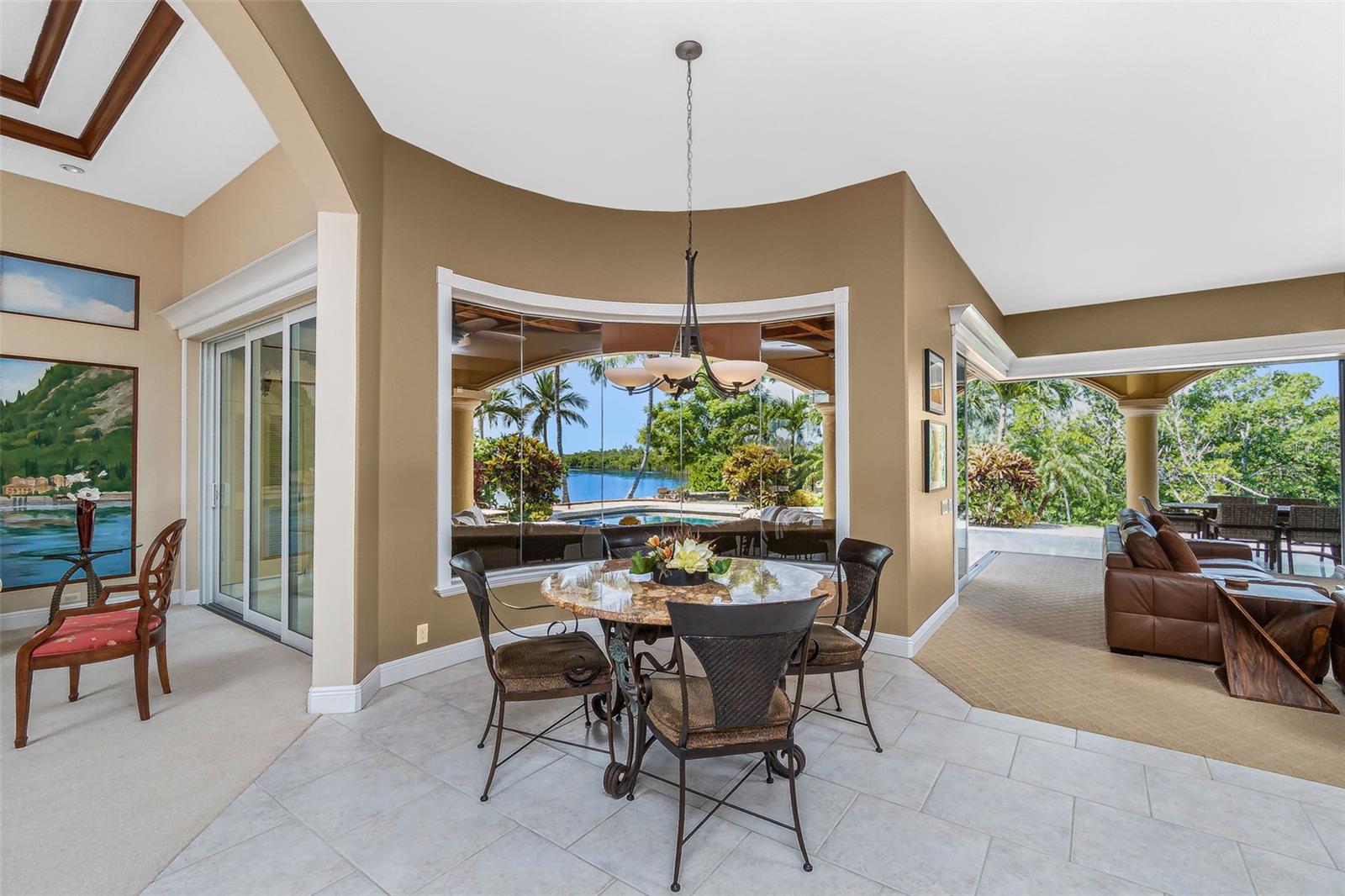 2000 MIDWAY ESTATES - Residential