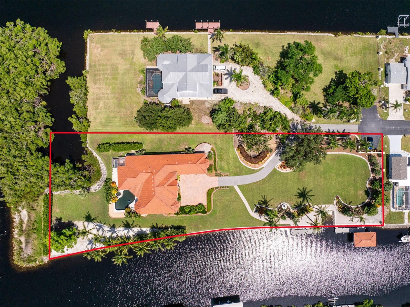 2000 MIDWAY ESTATES - Residential