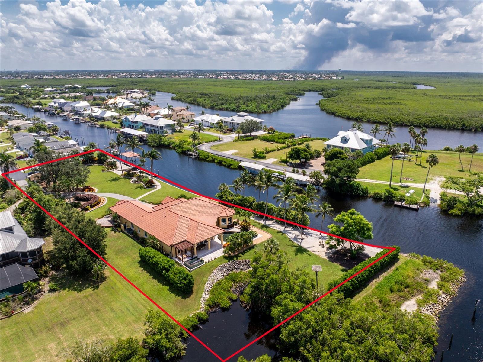 2000 MIDWAY ESTATES - Residential