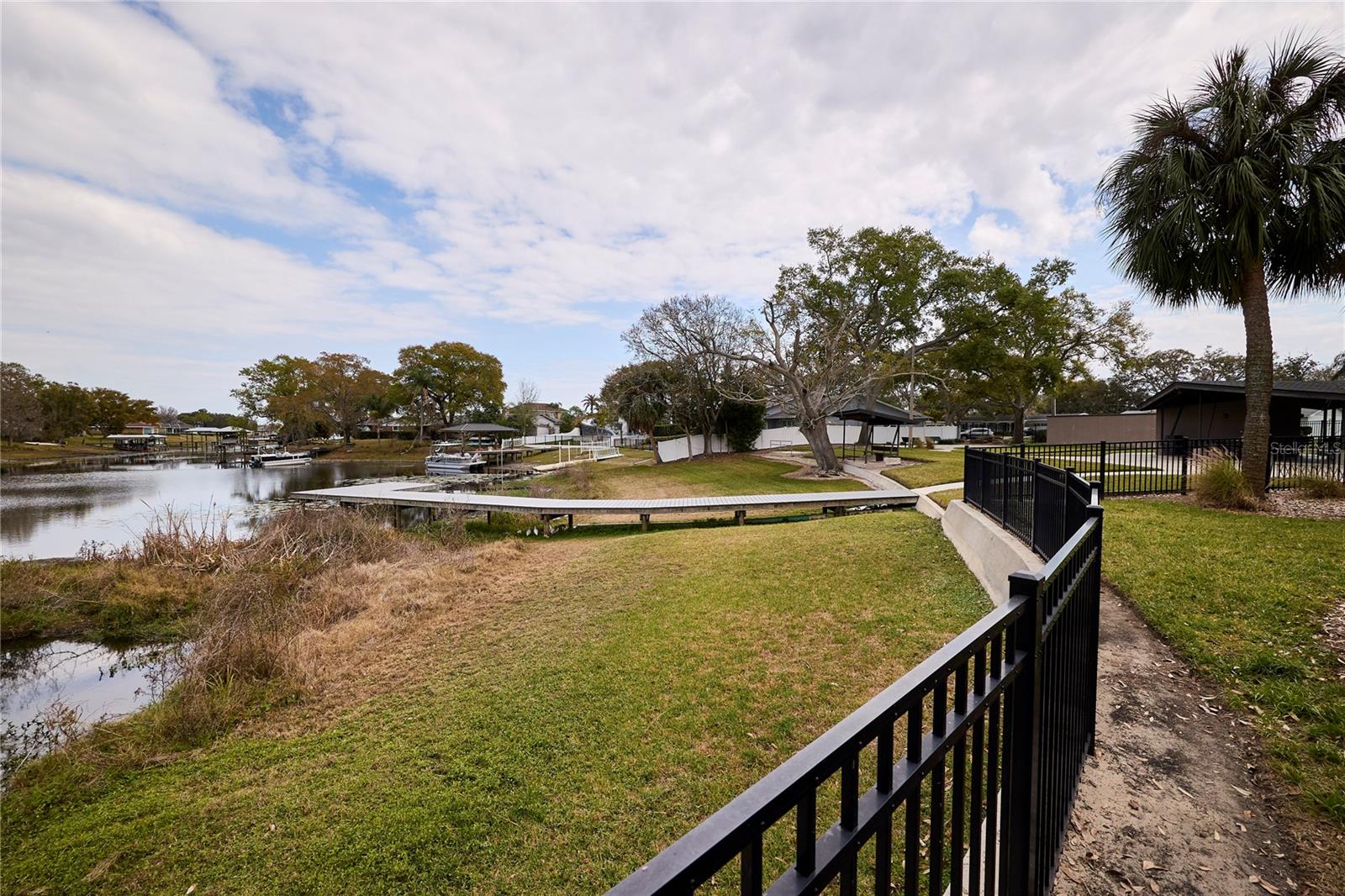CARROLLWOOD SUB UNIT 1 - Residential Lease