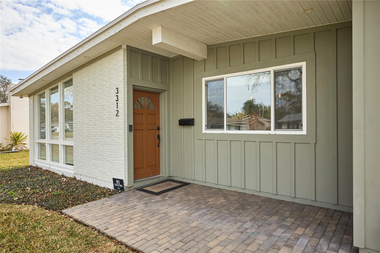 CARROLLWOOD SUB UNIT 1 - Residential Lease