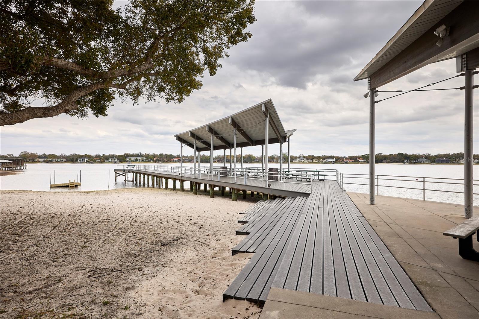 CARROLLWOOD SUB UNIT 1 - Residential Lease