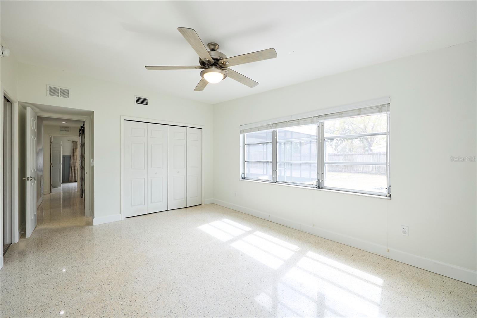 CARROLLWOOD SUB UNIT 1 - Residential Lease