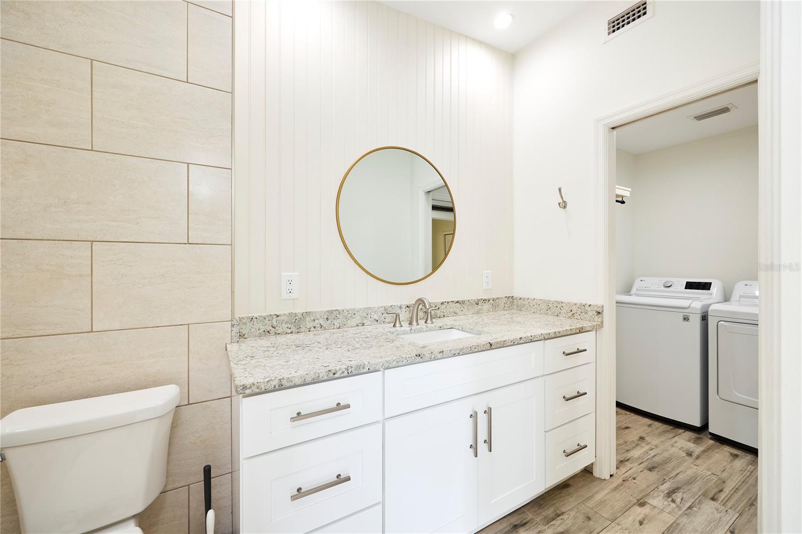 CARROLLWOOD SUB UNIT 1 - Residential Lease
