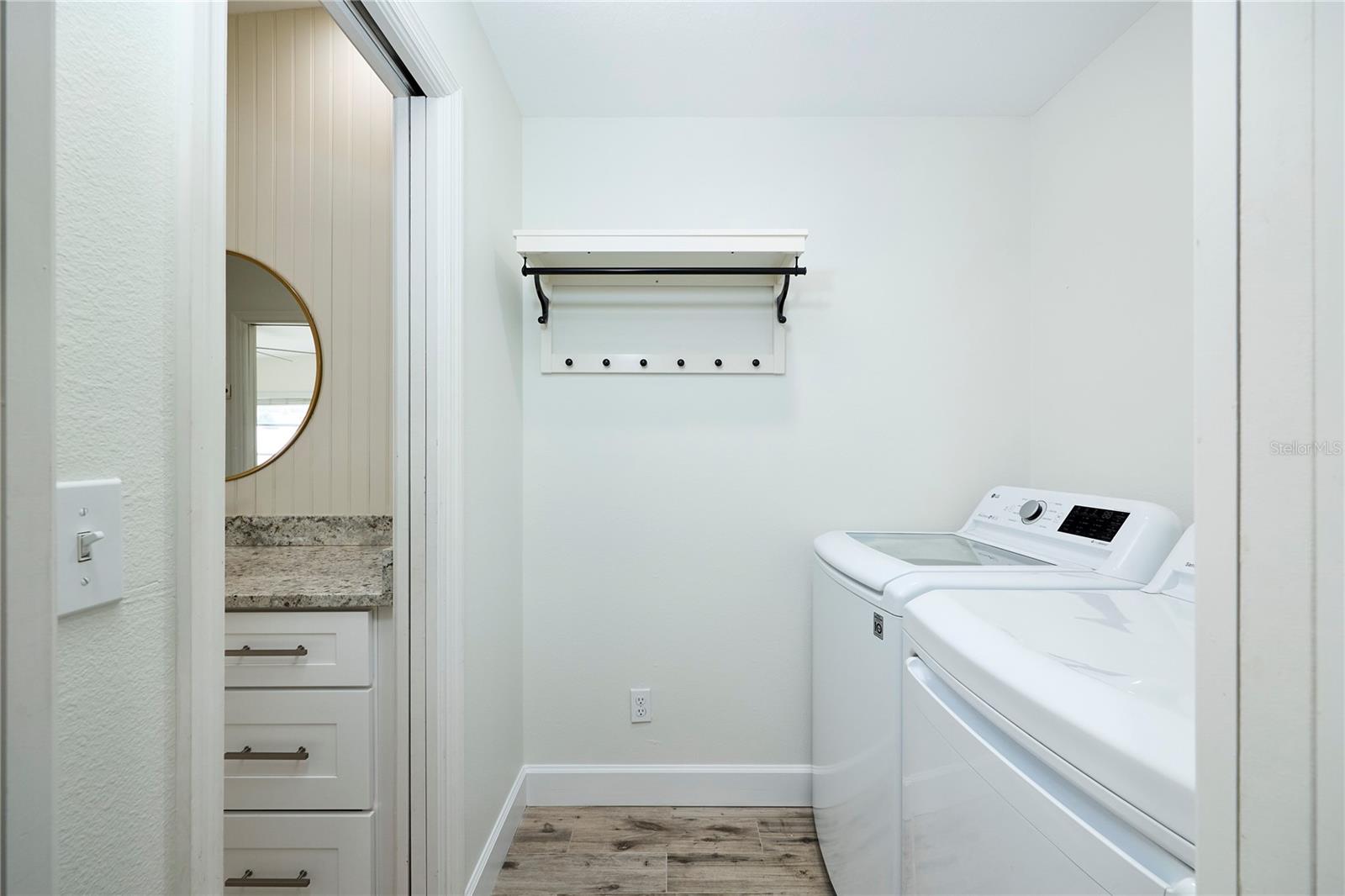 CARROLLWOOD SUB UNIT 1 - Residential Lease