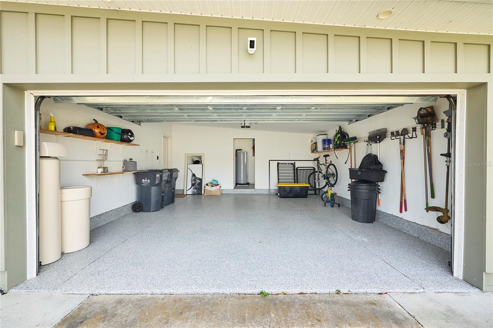 CARROLLWOOD SUB UNIT 1 - Residential Lease