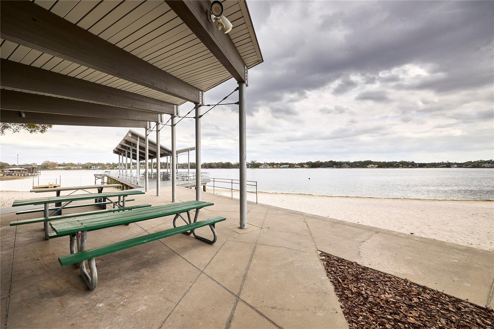 CARROLLWOOD SUB UNIT 1 - Residential Lease
