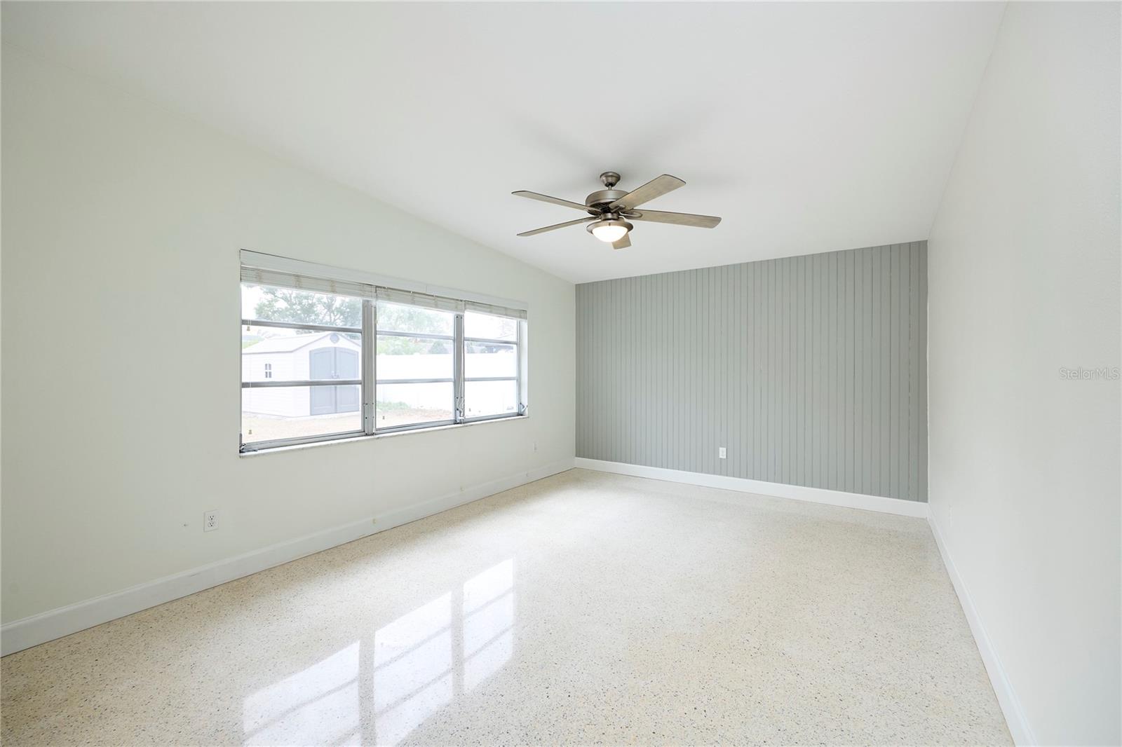 CARROLLWOOD SUB UNIT 1 - Residential Lease